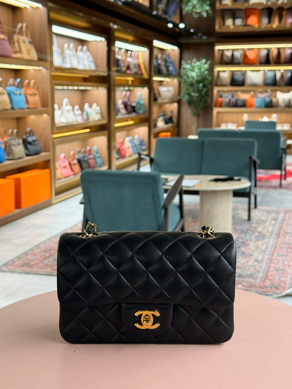 Chanel | Classic Flap Bag (Mini) – Lambskin – Black – Gold Hardware