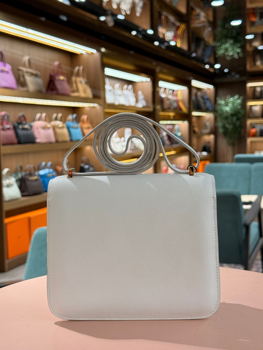 Hermes | Constance (18) – Epsom – White – Gold Hardware