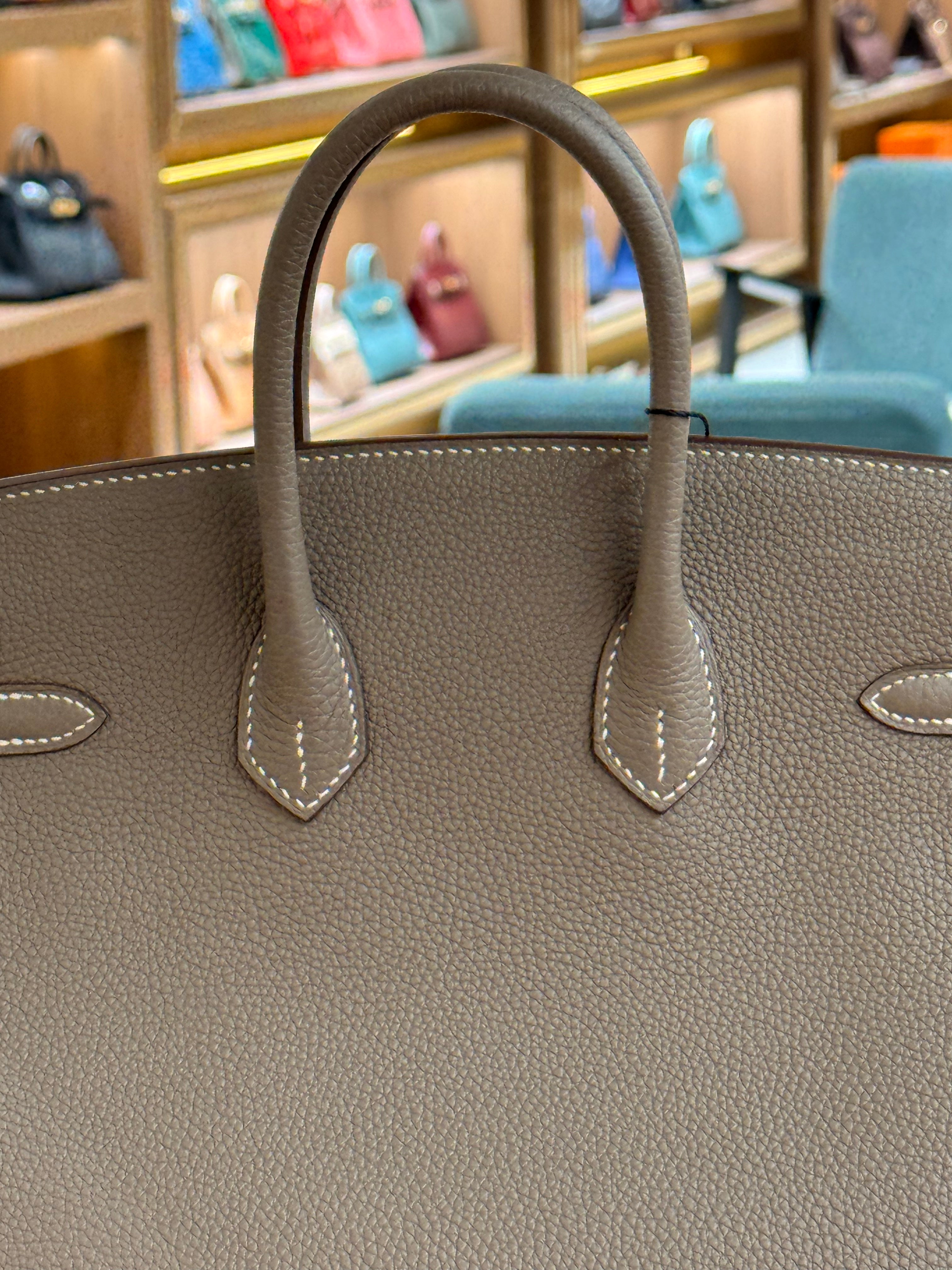 Hermes | Birkin (25) – Togo – Etoupe – Gold Hardware