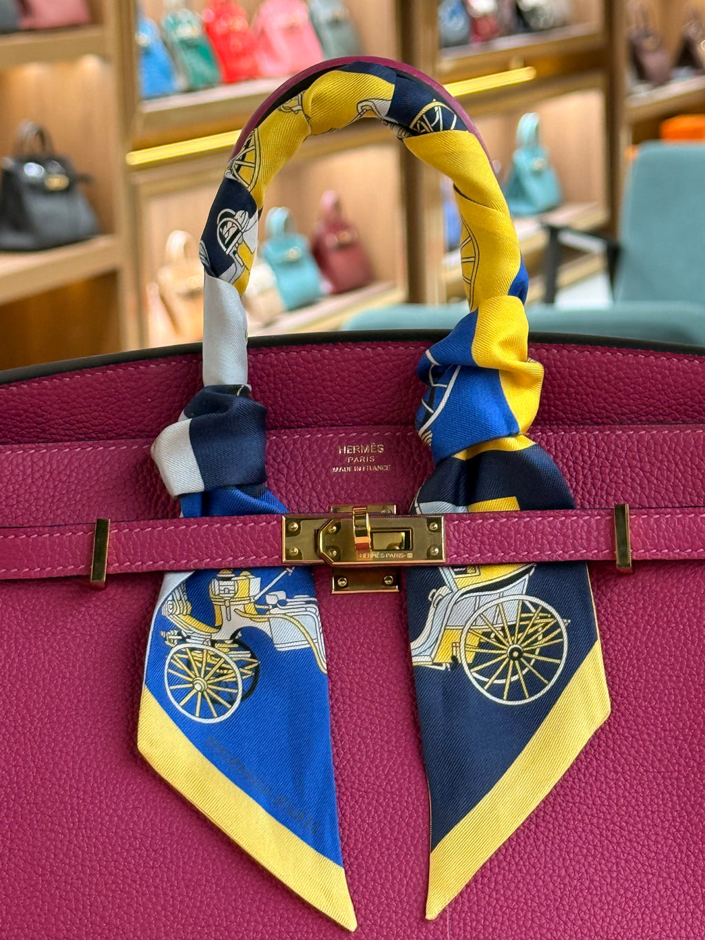 Hermes | Birkin (25) – Togo – Fuchsia – Gold Hardware