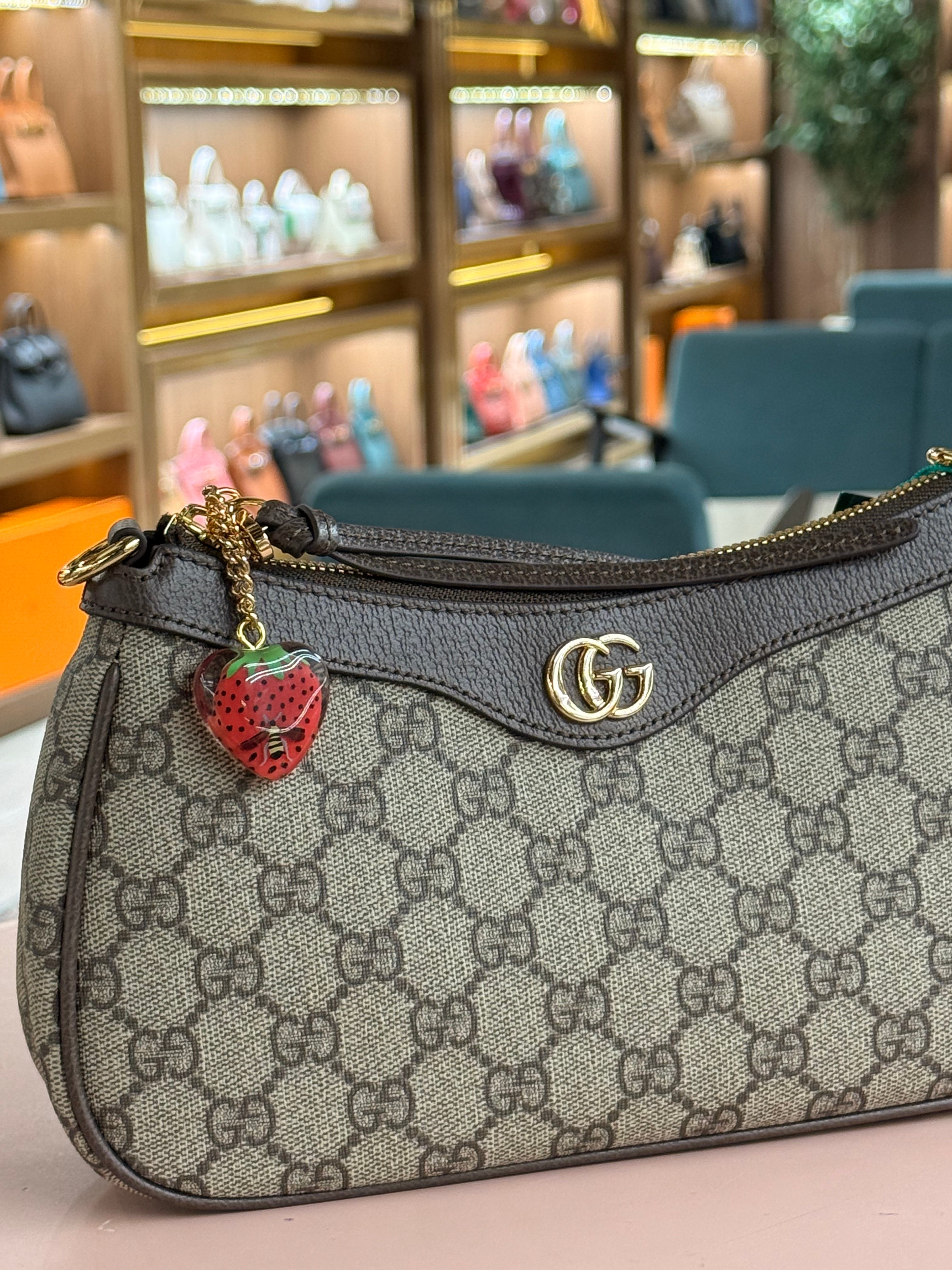 Gucci | Small Ophidia (Small) – Canvas – Beige – Gold Hardware
