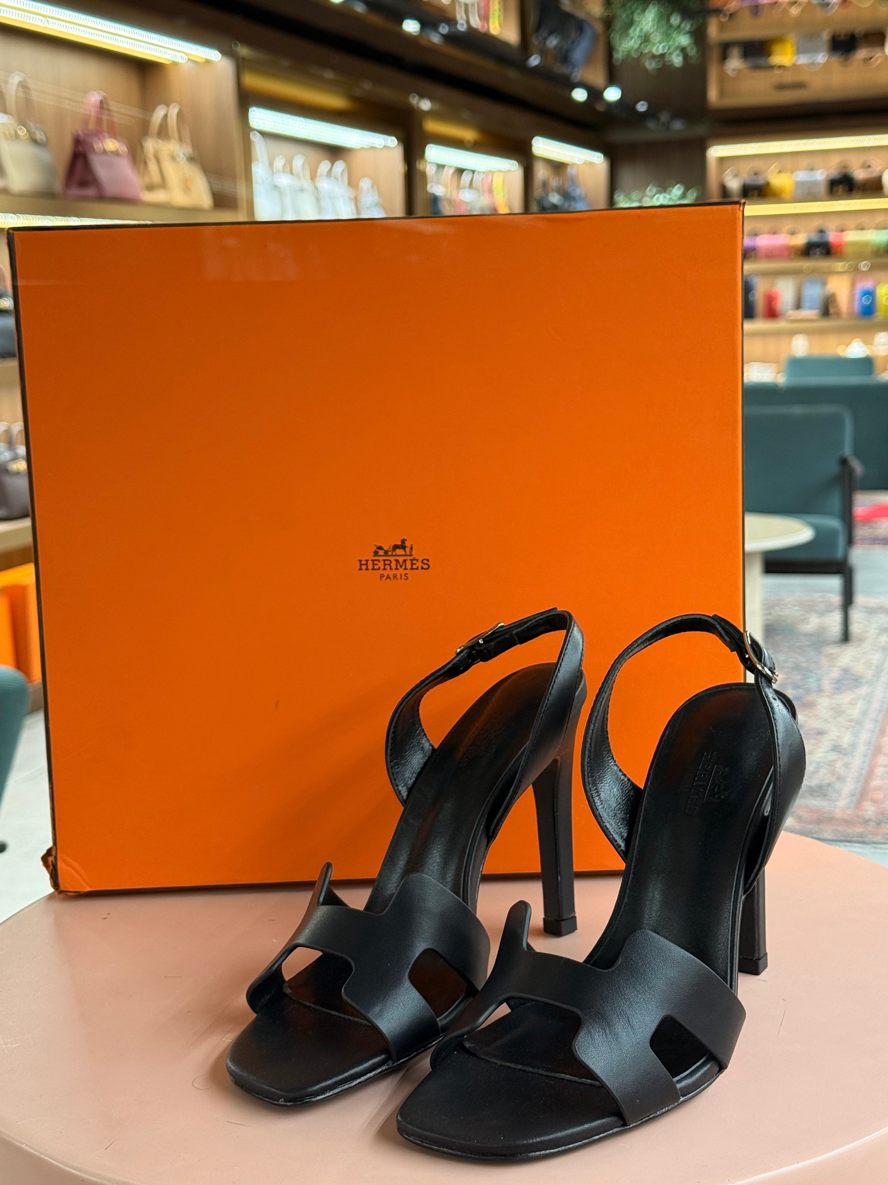 Hermes | Ella-105-Sandal – Leather – Black – Silver Hardware