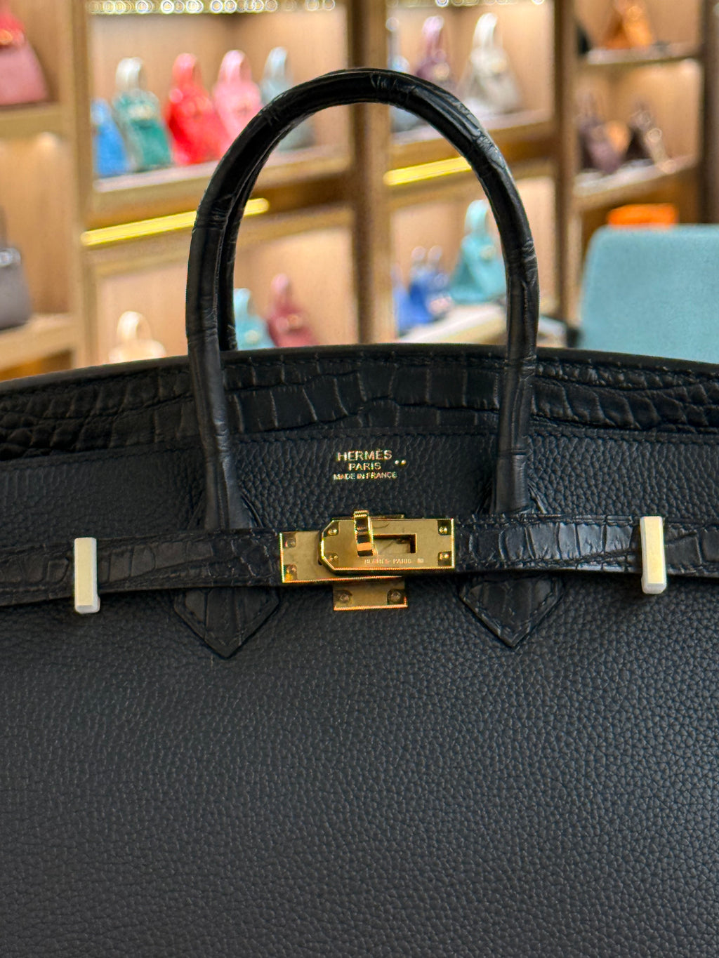 Hermes | Birkin (25) – Togo – Black – Gold Hardware
