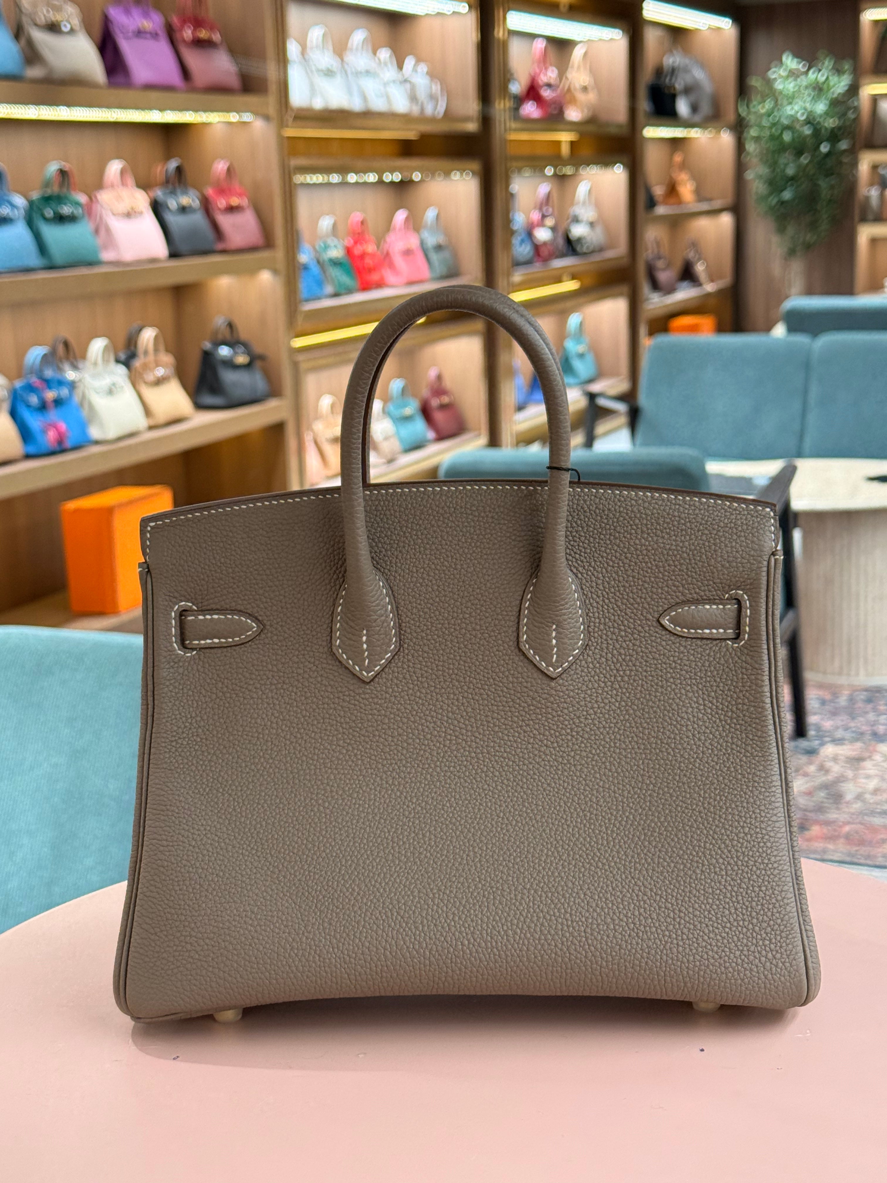 Hermes | Birkin (25) – Togo – Etoupe – Gold Hardware