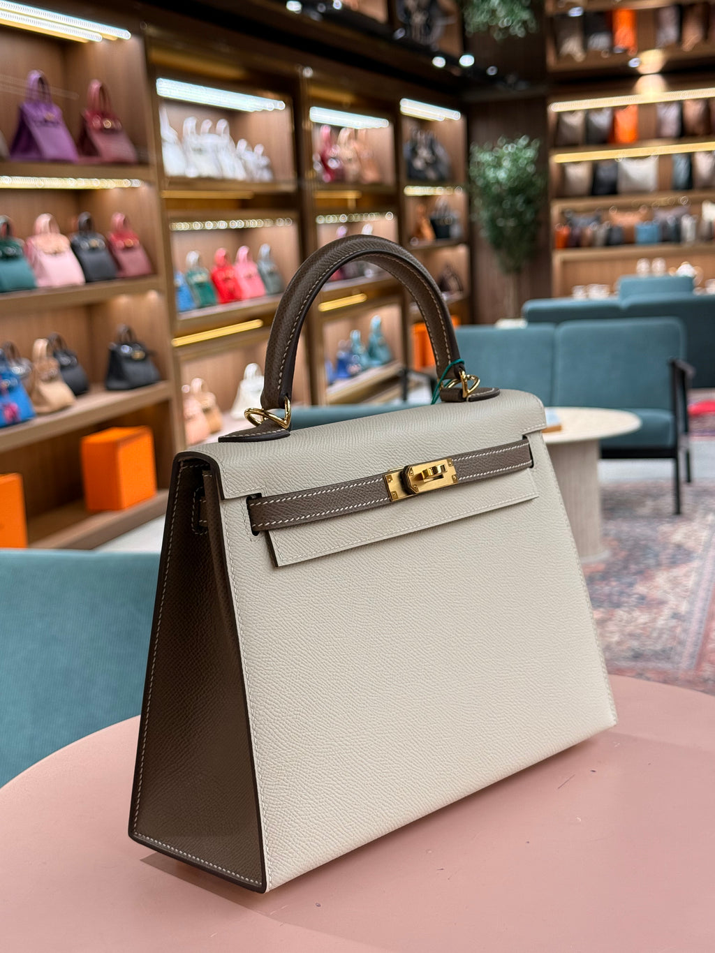 Hermes | Kelly (25) – Epsom – Cream – Gold Hardware