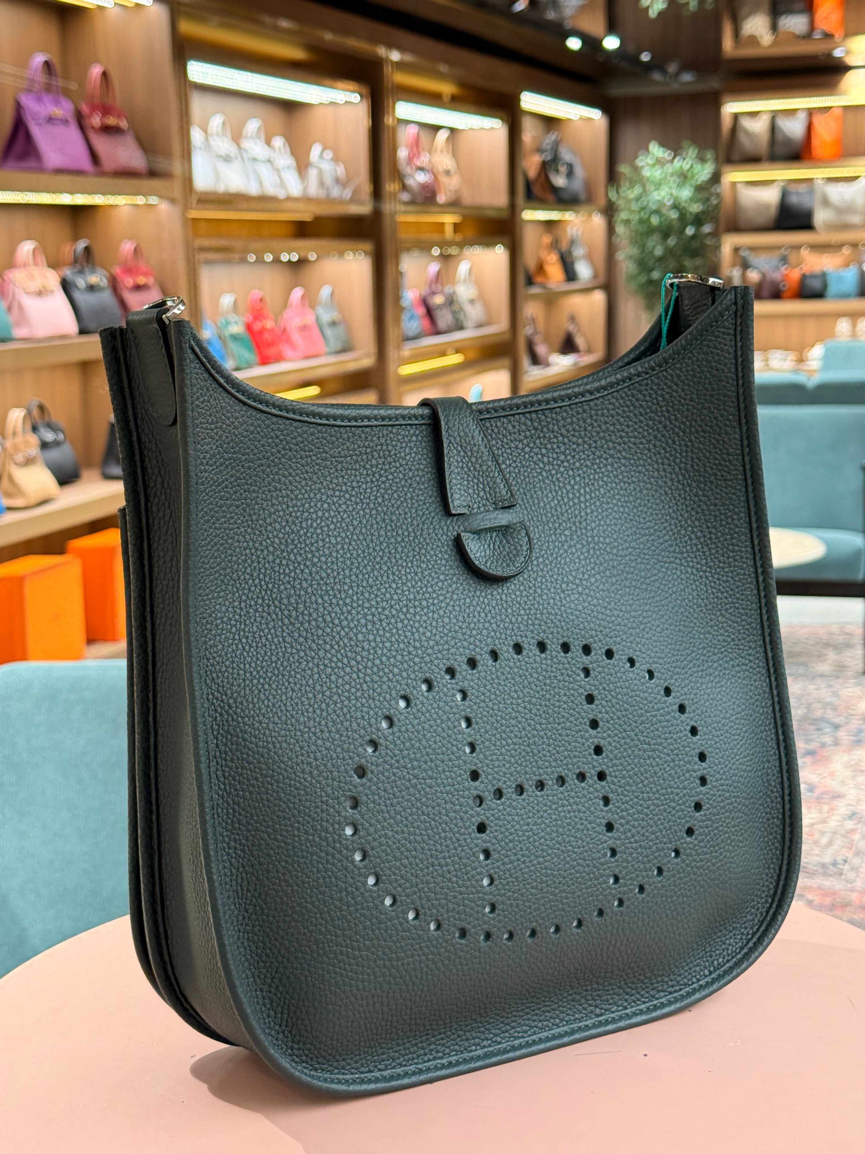 Hermes | Evelyne (Large) – Epsom – Black – Palladium Hardware