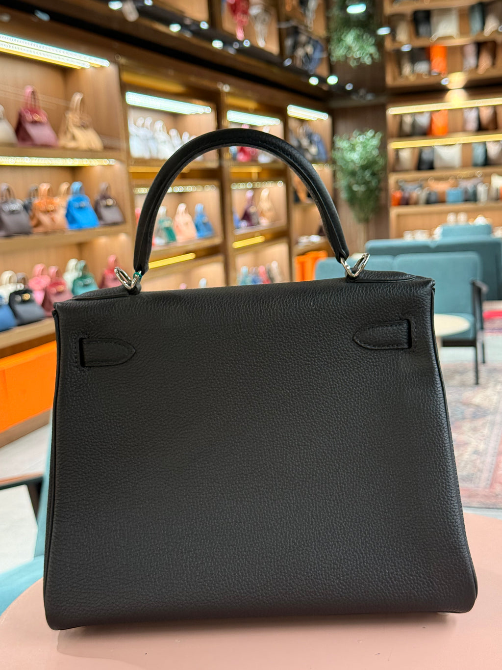 Hermes | Kelly (28) – Togo – Black – Palladium Hardware