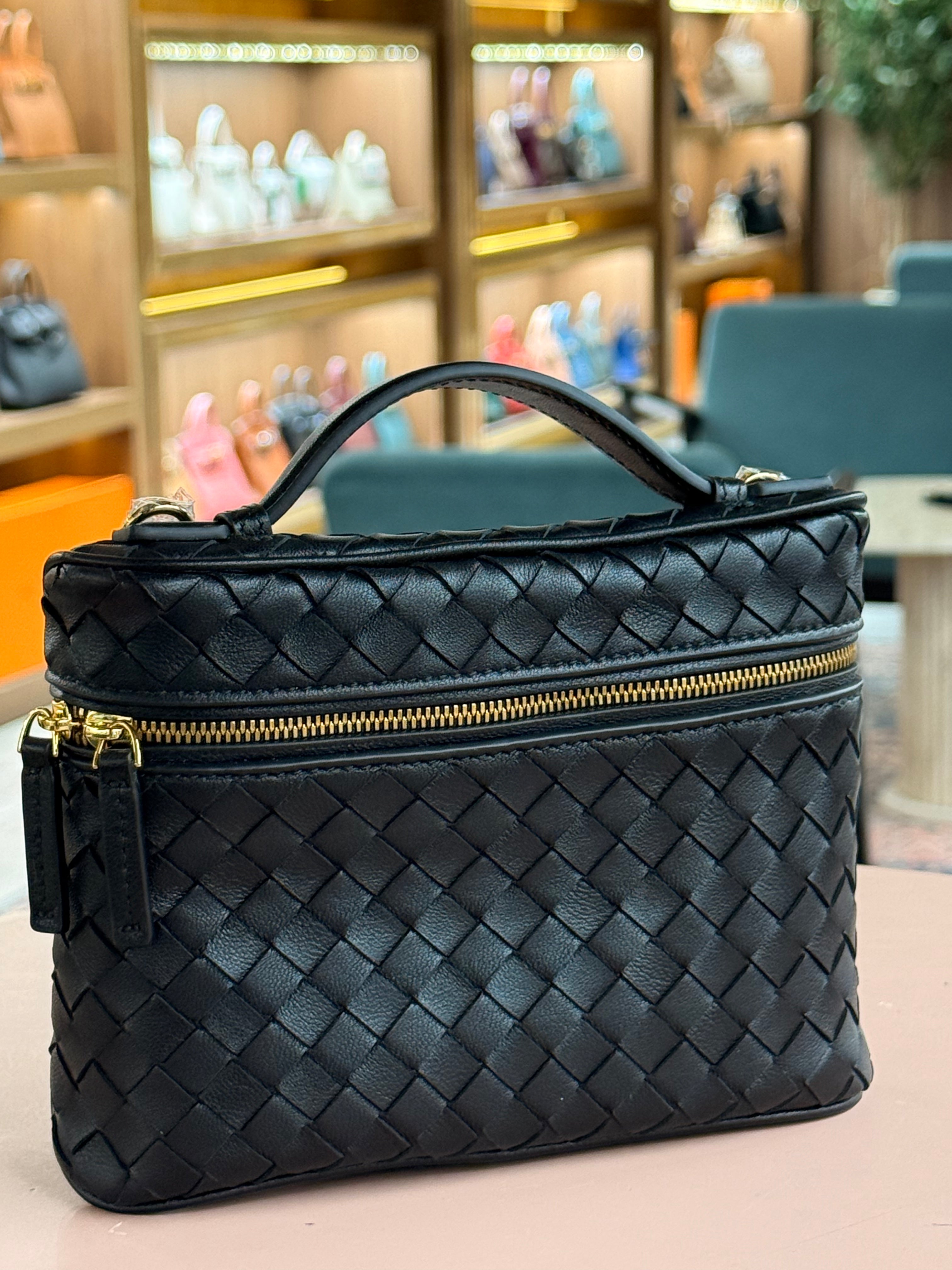 Bottega Veneta | Bang Bang Vanity – Leather – Black – Gold Hardware