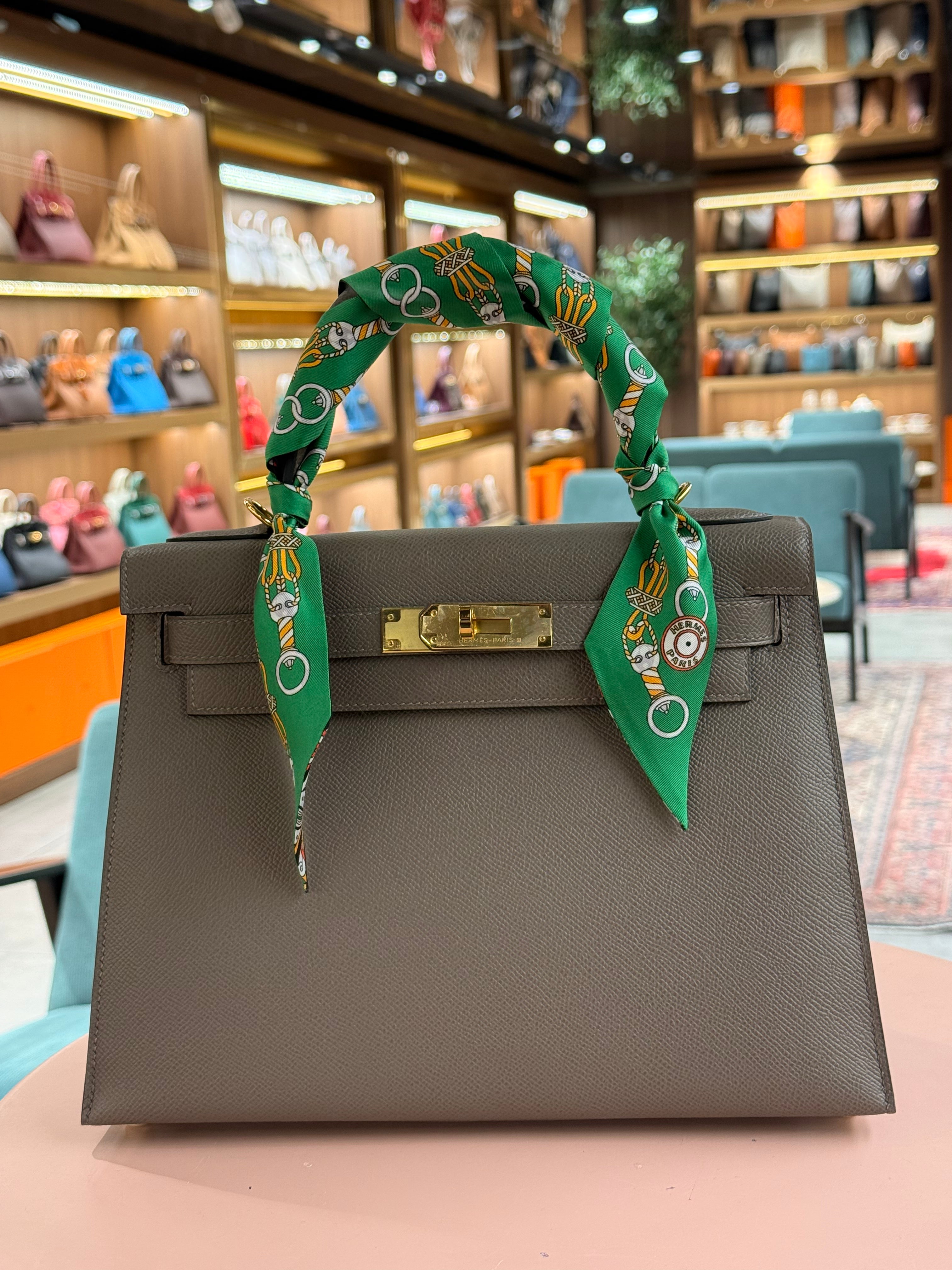 Hermes | Kelly (28) – Epsom – Etoupe – Gold Hardware