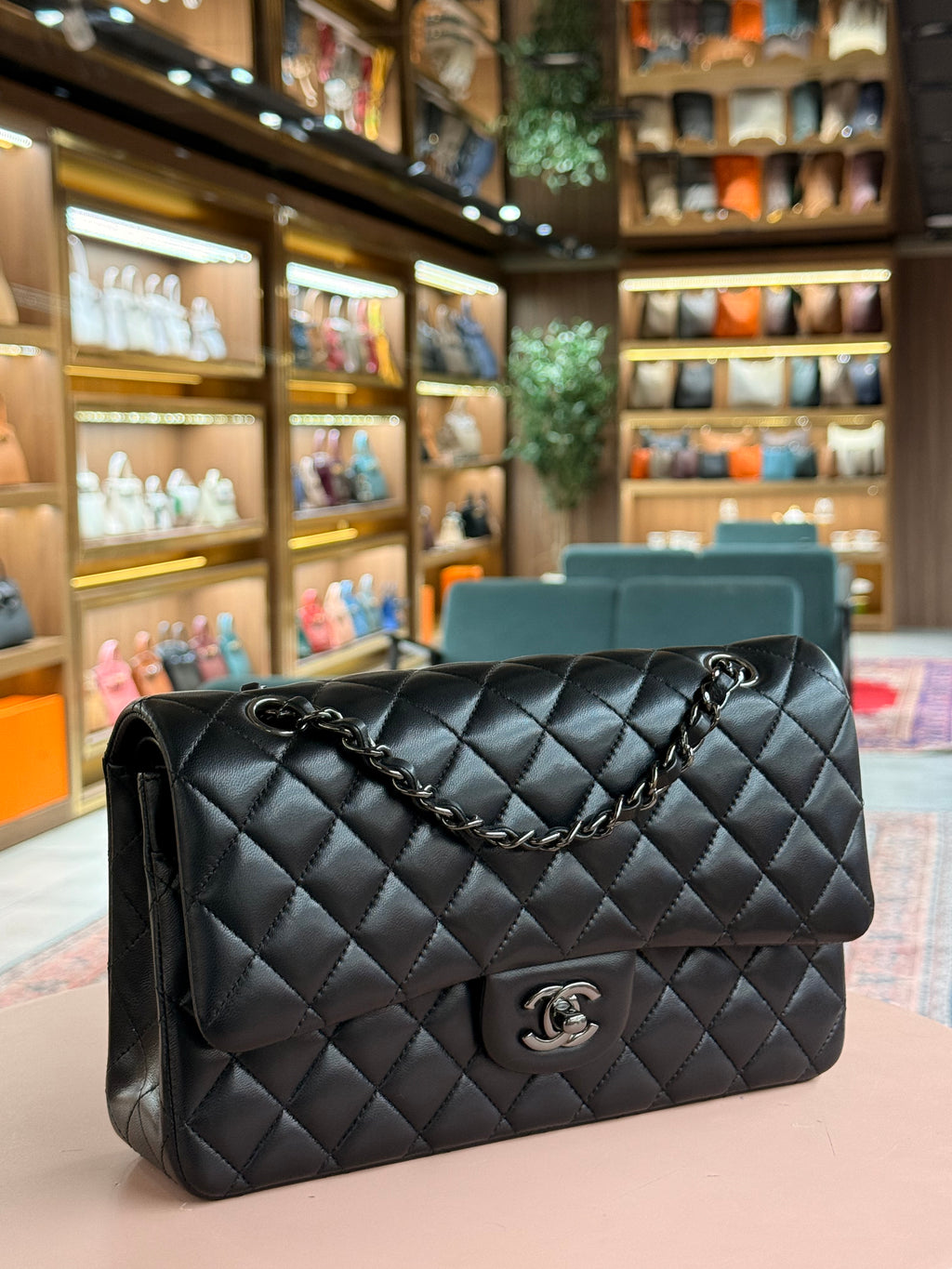 Chanel | Classic Flap Bag (Medium) – Lambskin – Black – Gold Hardware