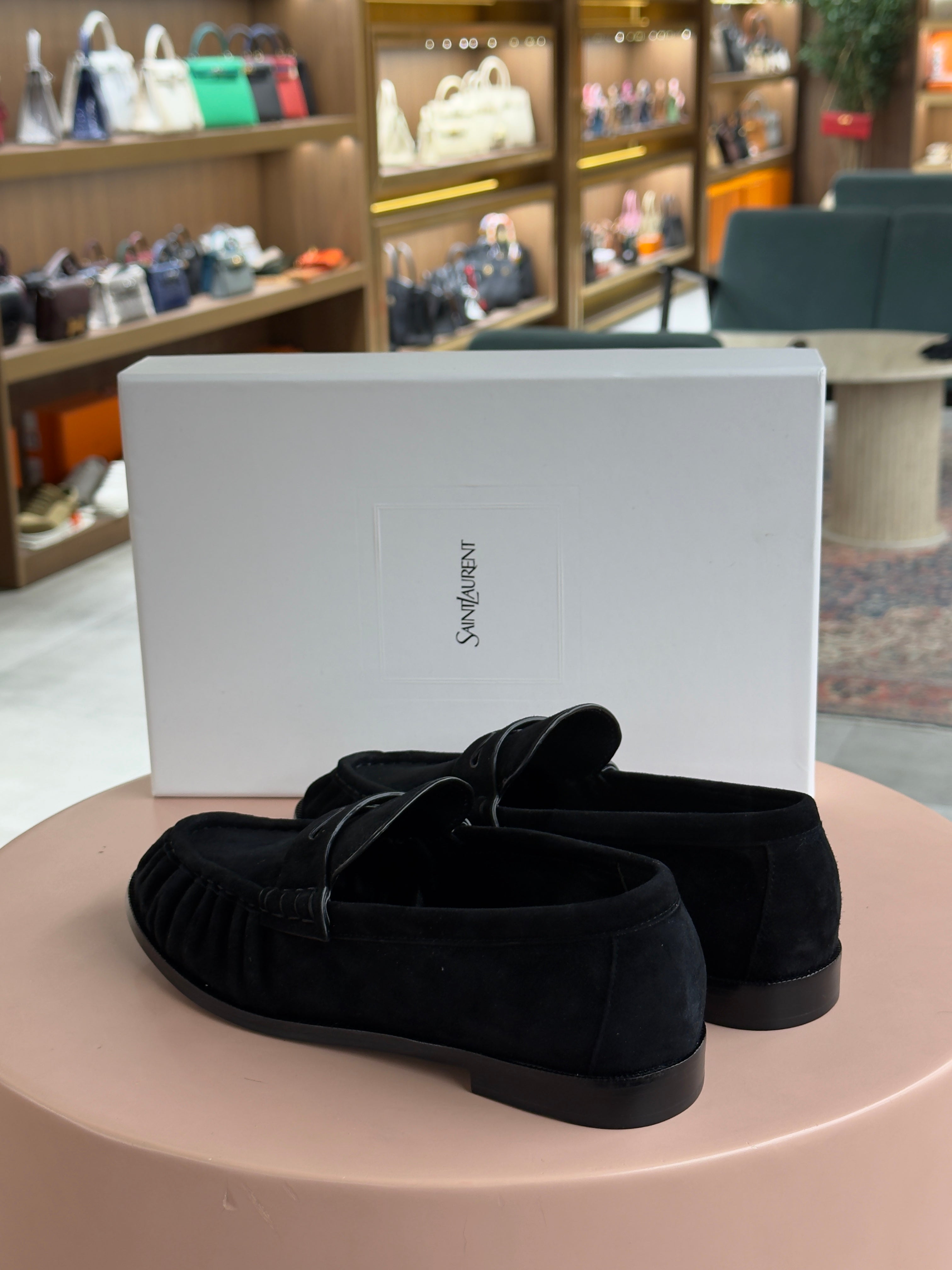 YSL | LE LOAFER SUPPLE IN SUEDE – Suede – Black – Gold Hardware