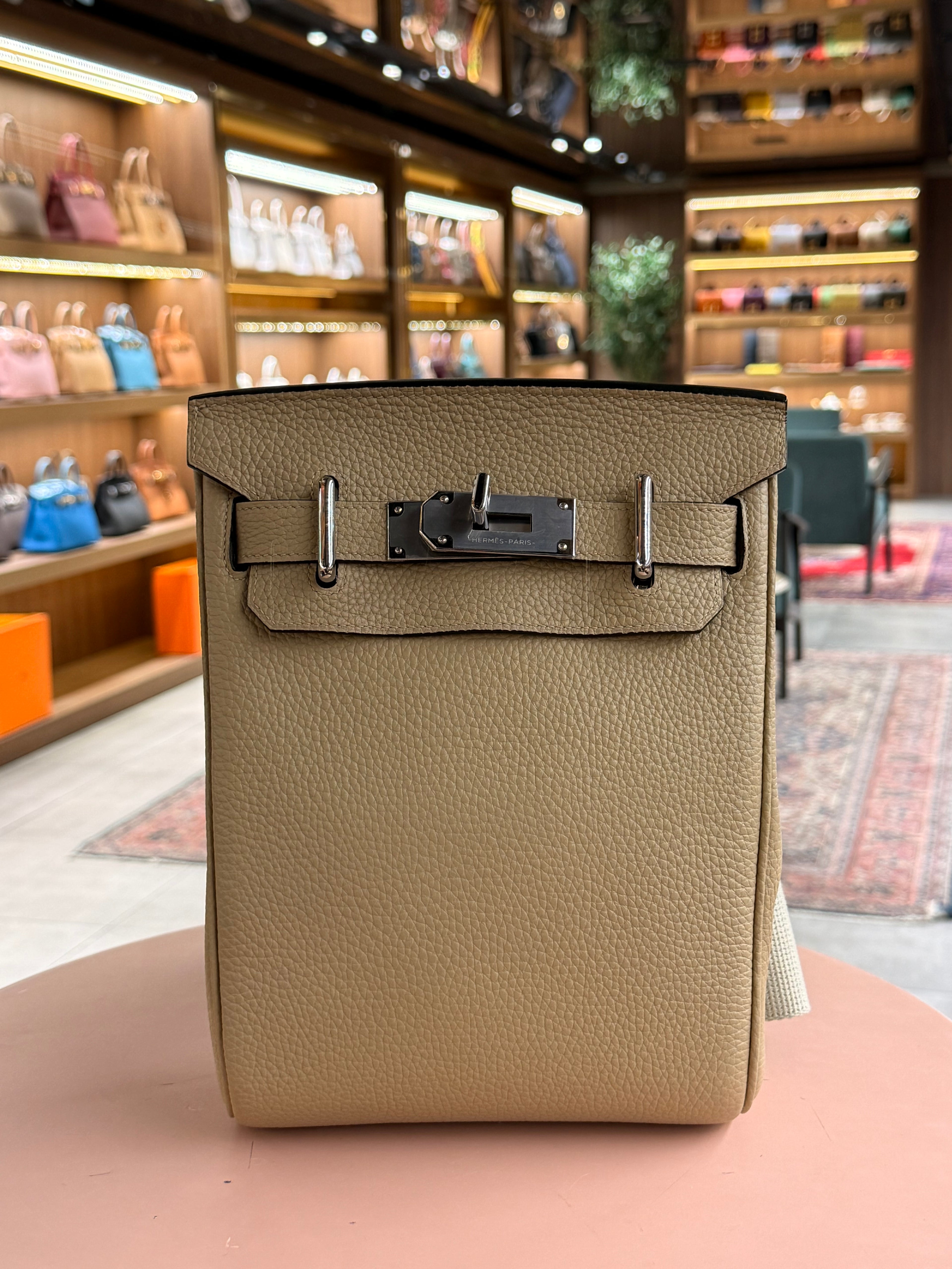 Hermes | Hac a Dos Backpack – Togo – Craie – Palladium Hardware