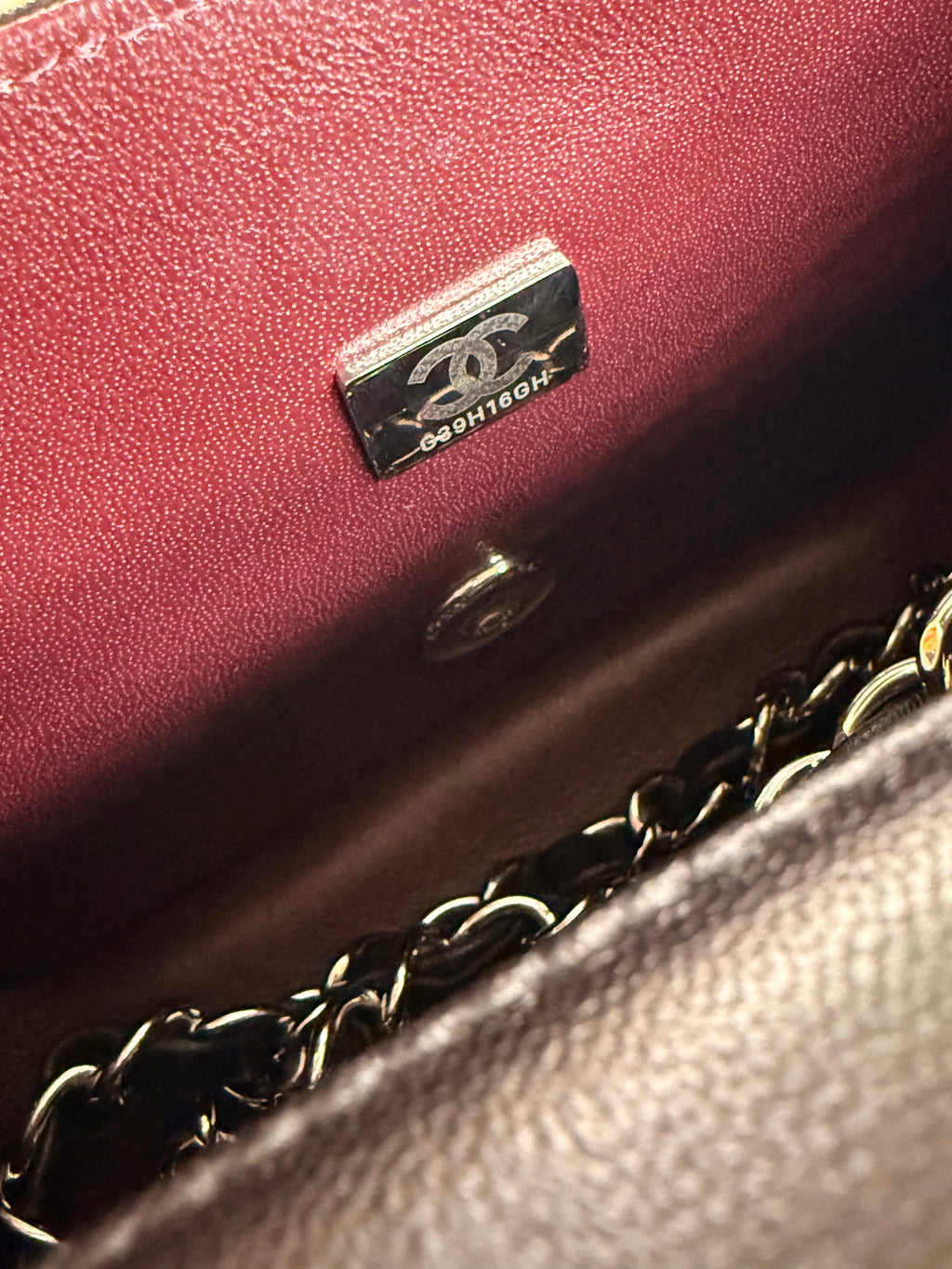 Chanel | Classic Flap Bag (Mini) – Lambskin – Black – Silver Hardware