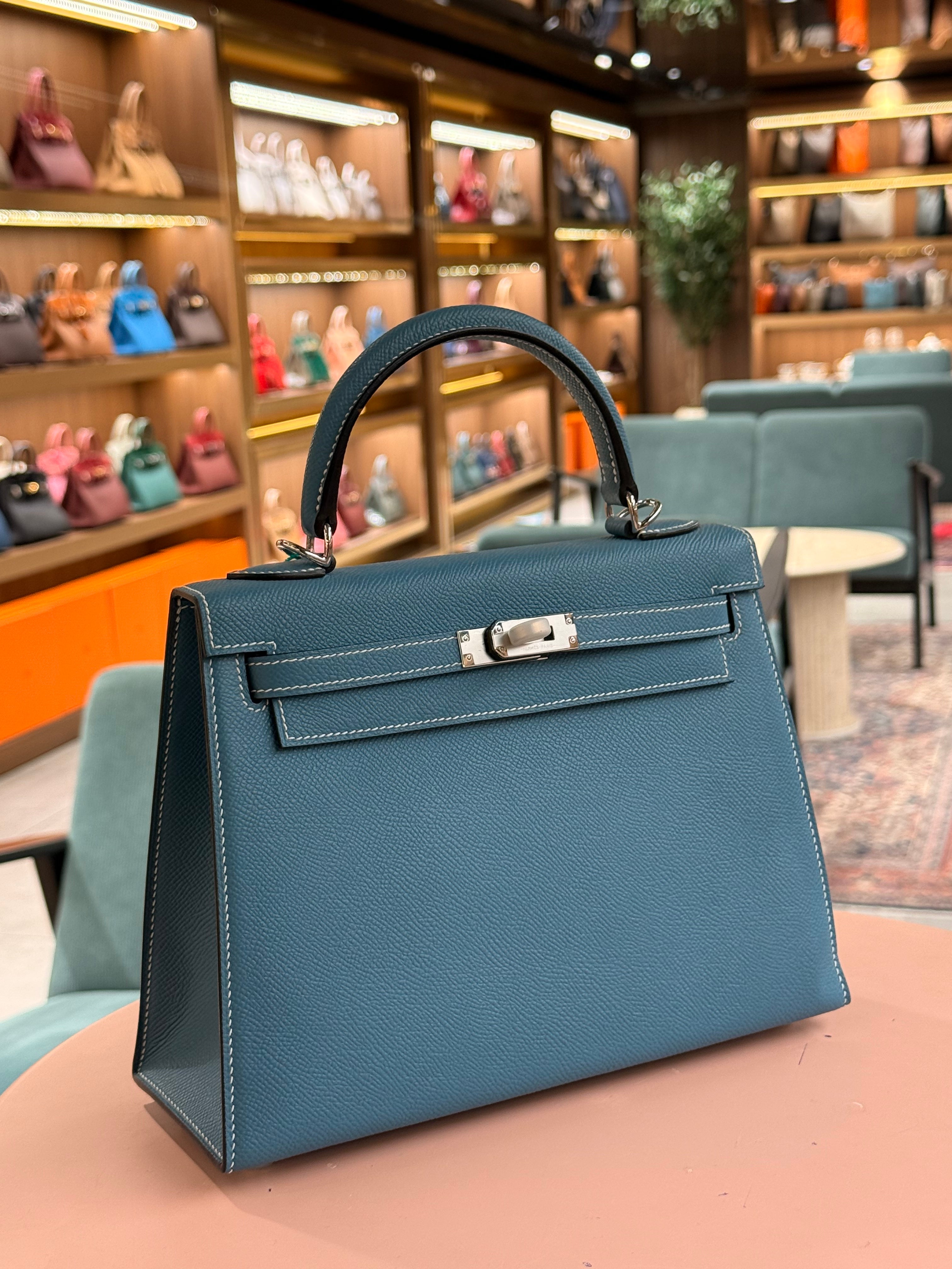 Hermes | Kelly (25) – Epsom – Bleu Brume – Palladium Hardware