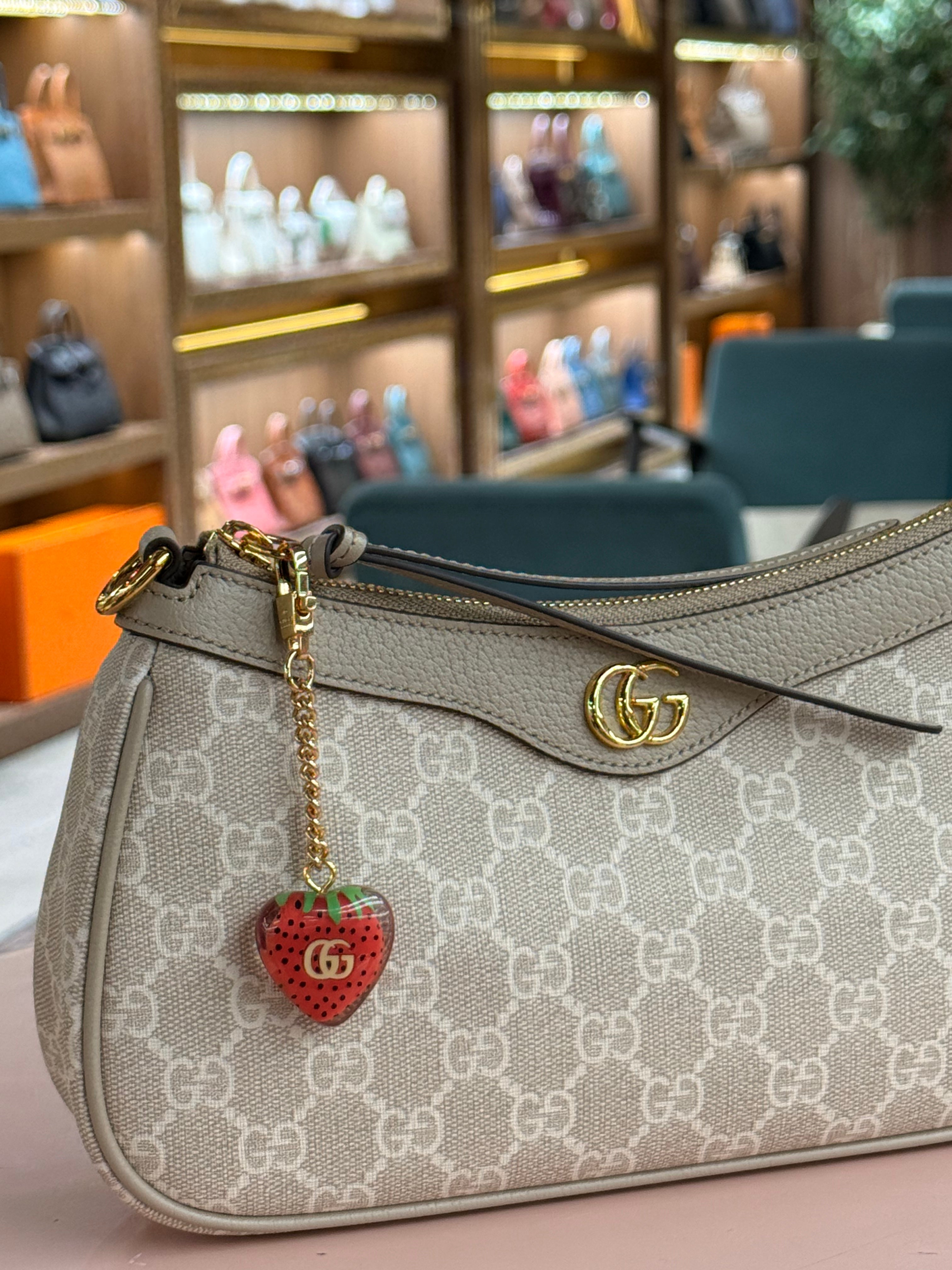 Gucci | Small Ophidia (Small) – Canvas – Beige – Gold Hardware