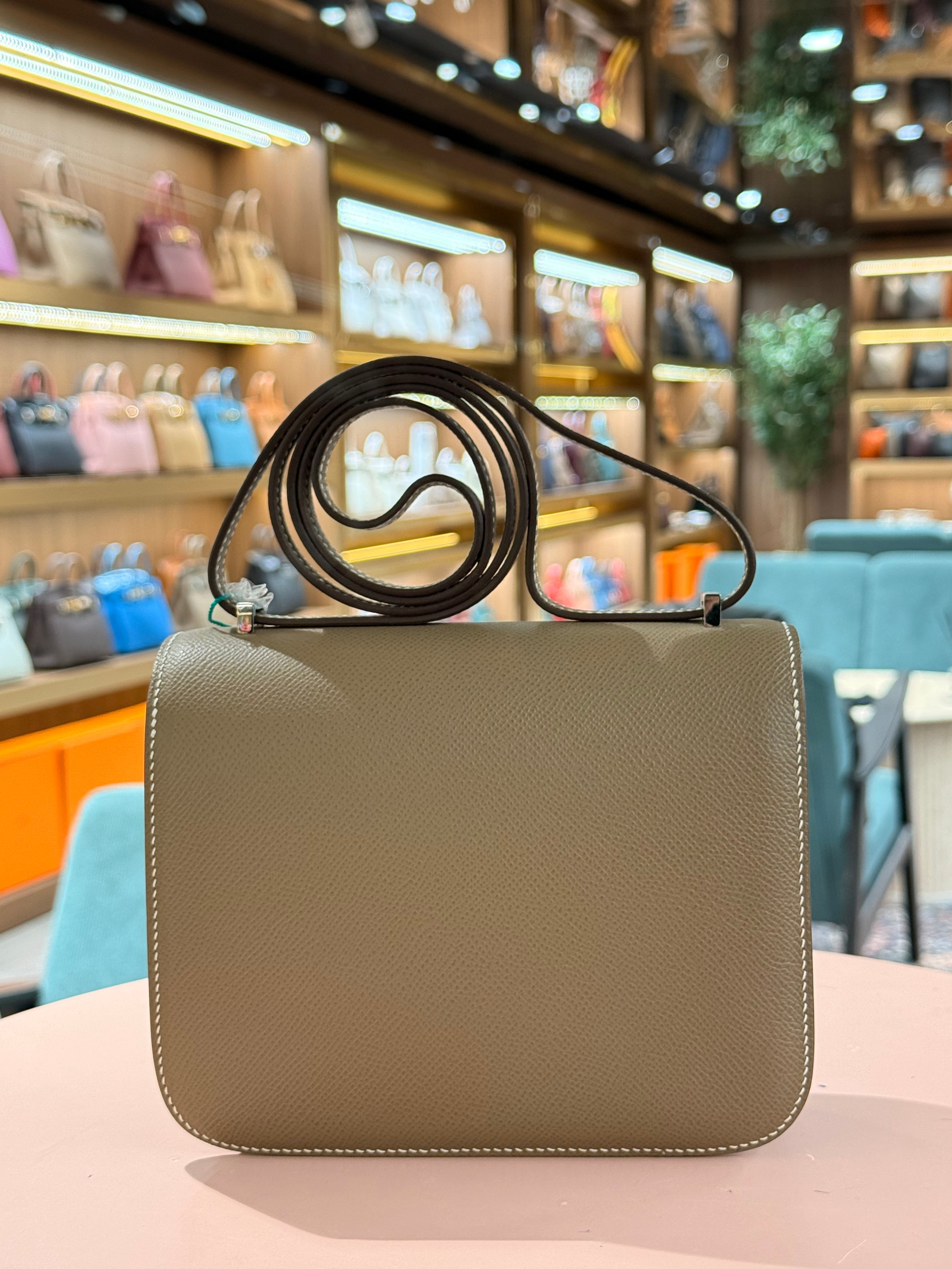 Hermes | Constance (18) – Epsom – Vert Olive – Palladium Hardware