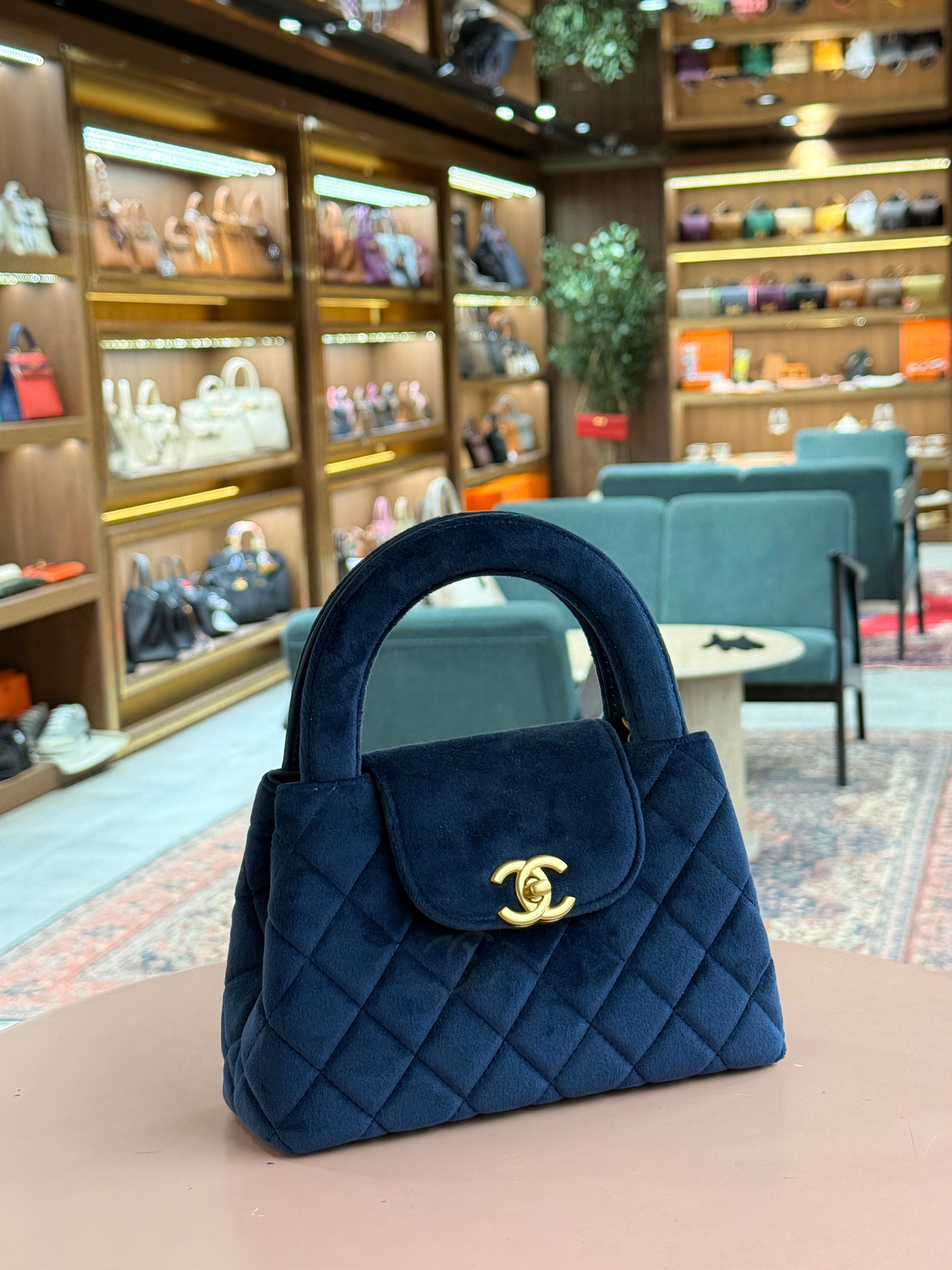 Chanel | Kelly Shopper – Suede – Navy – Gold Hardware
