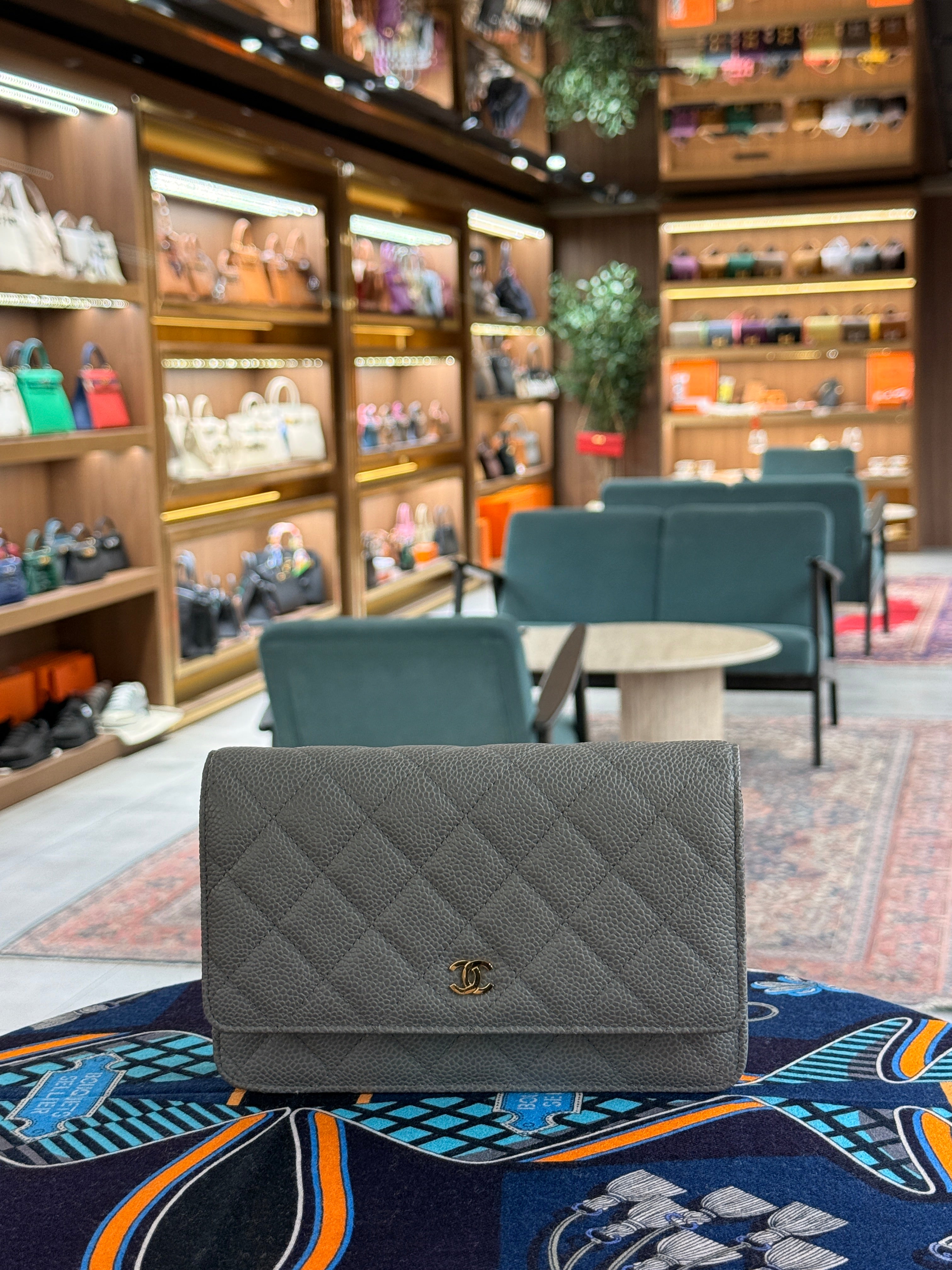 Chanel | Wallet on Chain (20) – Caviar – Grey – Gold Hardware