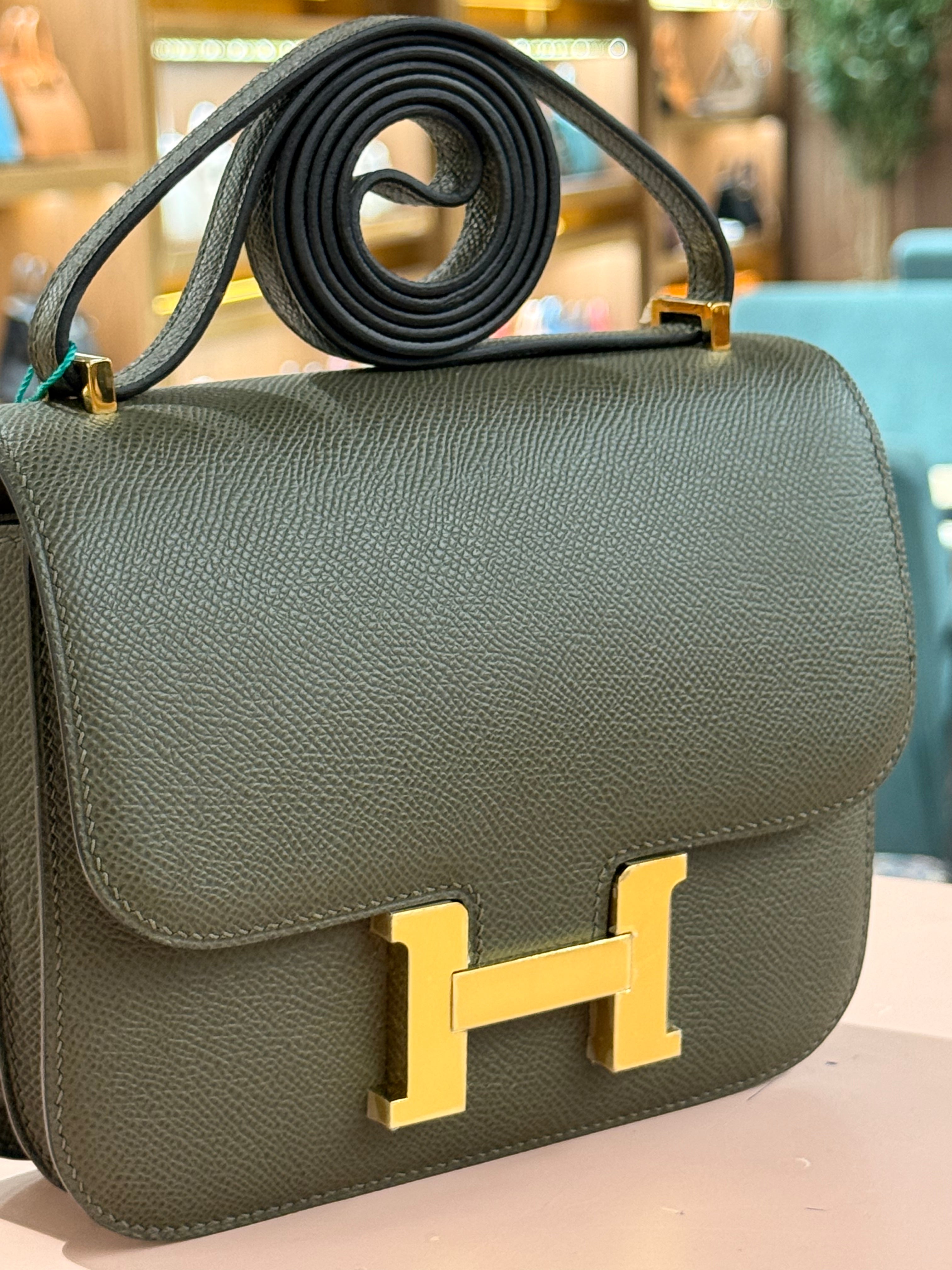 Hermes | Constance (18) – Epsom – Vert Fonce – Gold Hardware