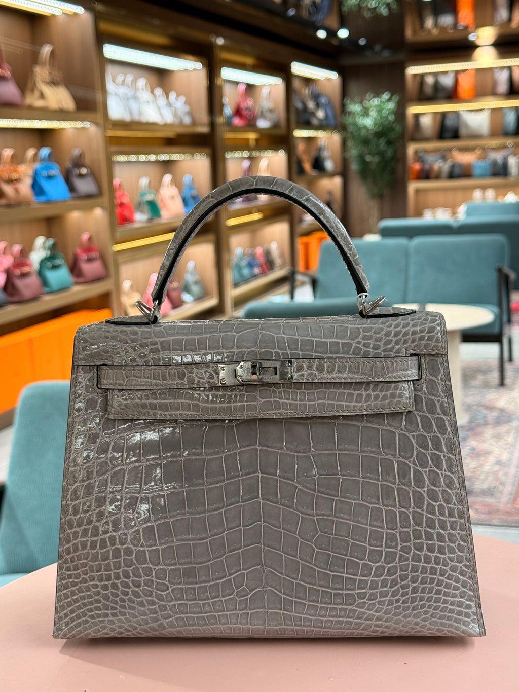 Hermes | Kelly (25) – Crocodile – Gris T (Grey) – Palladium Hardware
