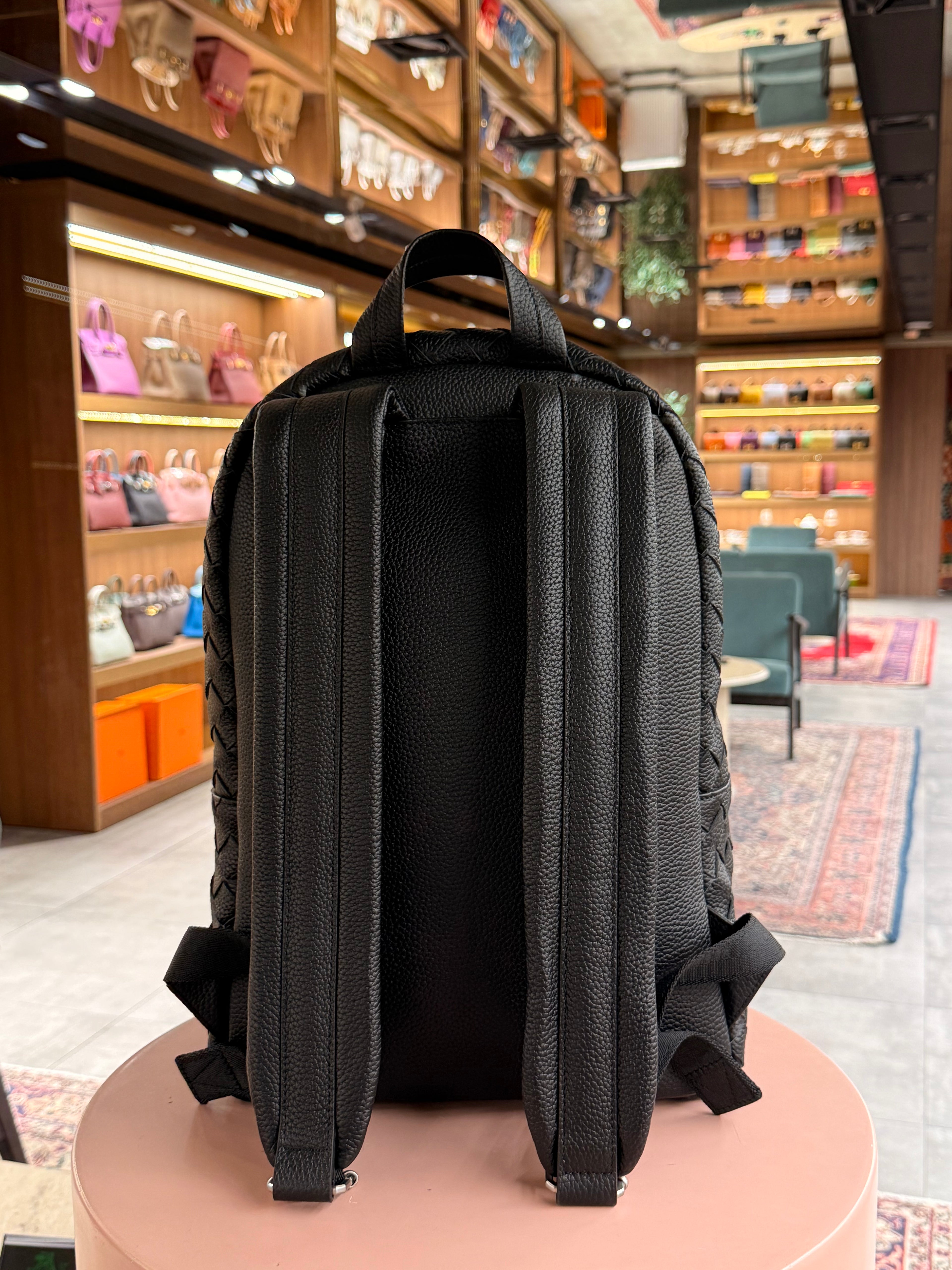 Bottega Veneta | Intrecciato-Backpack – Leather – Black – Silver Hardware