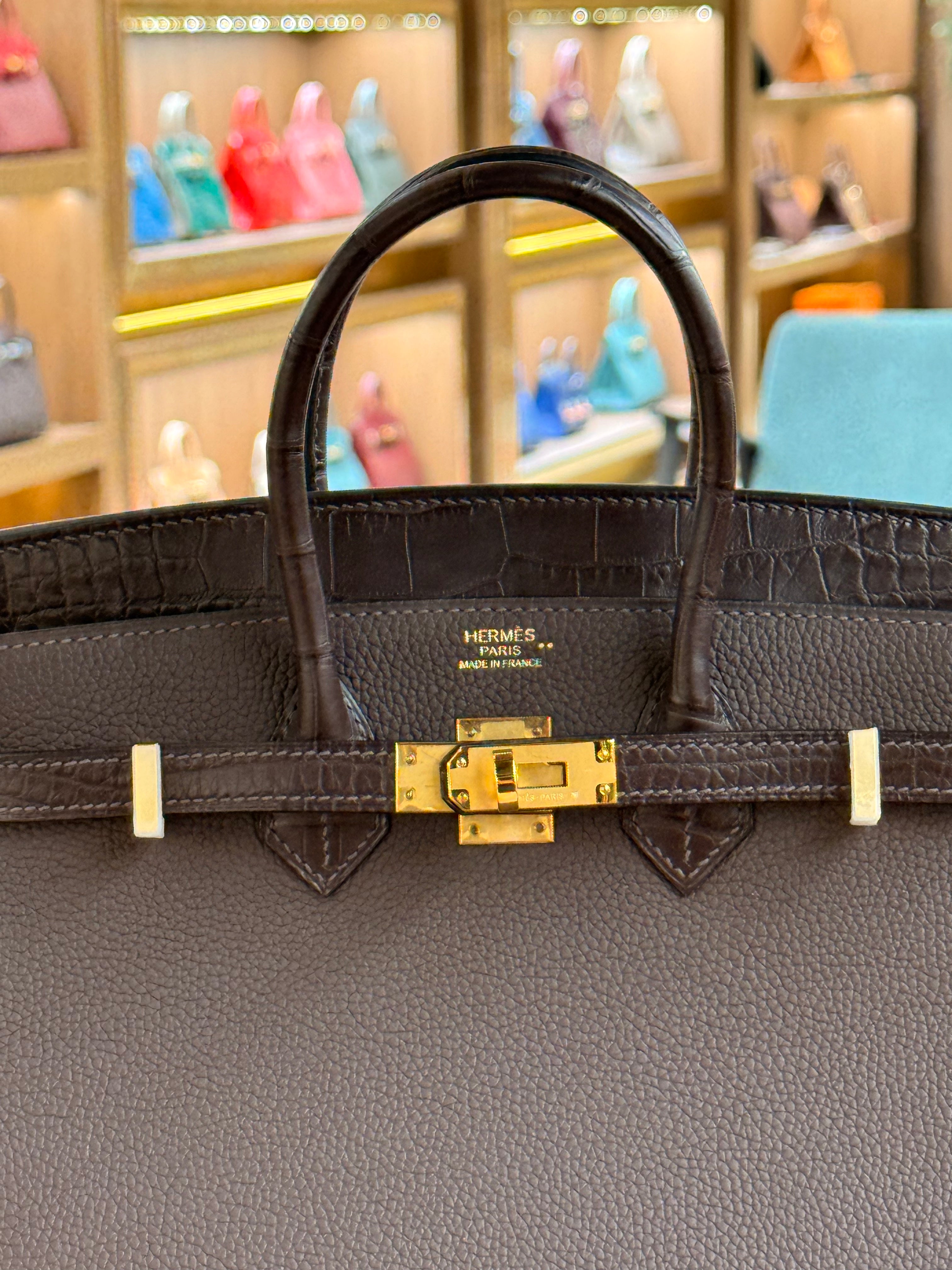 Hermes | Birkin (25) – Togo – Noir – Gold Hardware