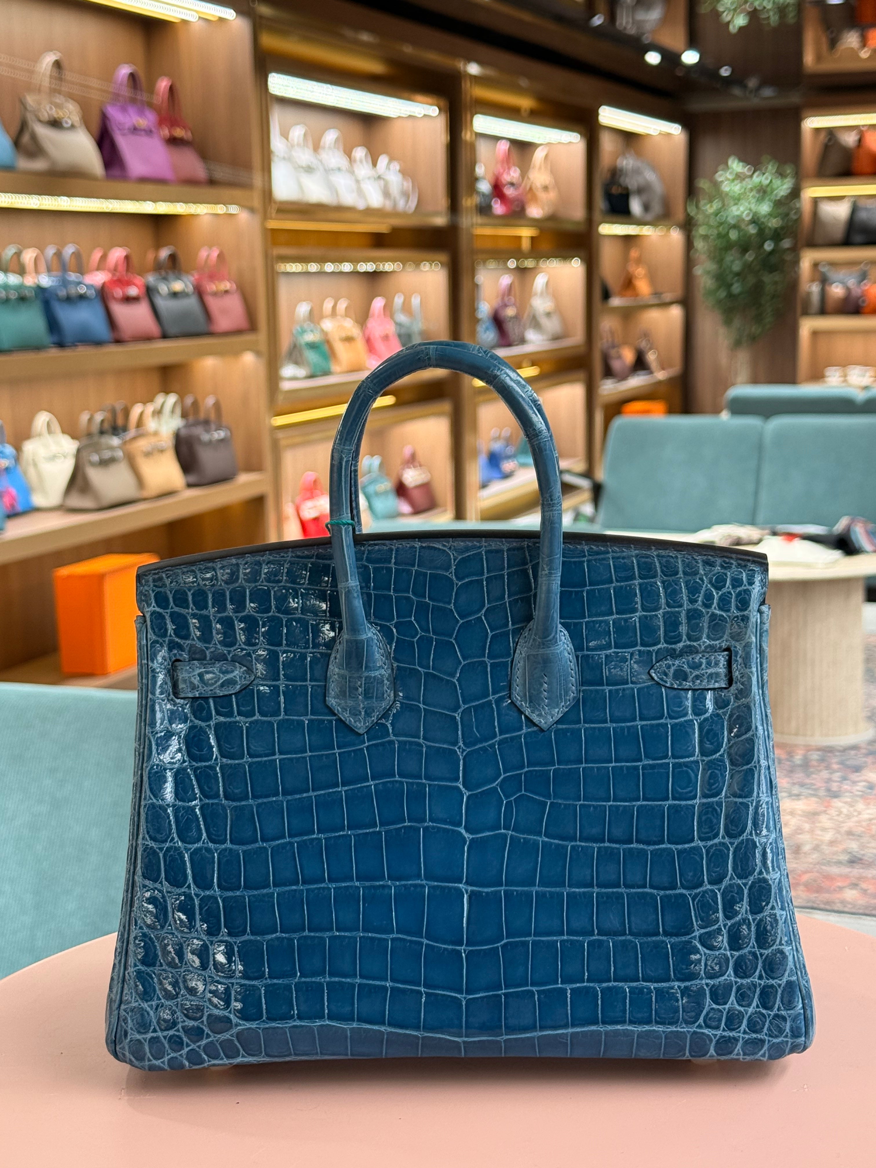 Hermes | Birkin (25) – Crocodile – Bleu Brume – Gold Hardware