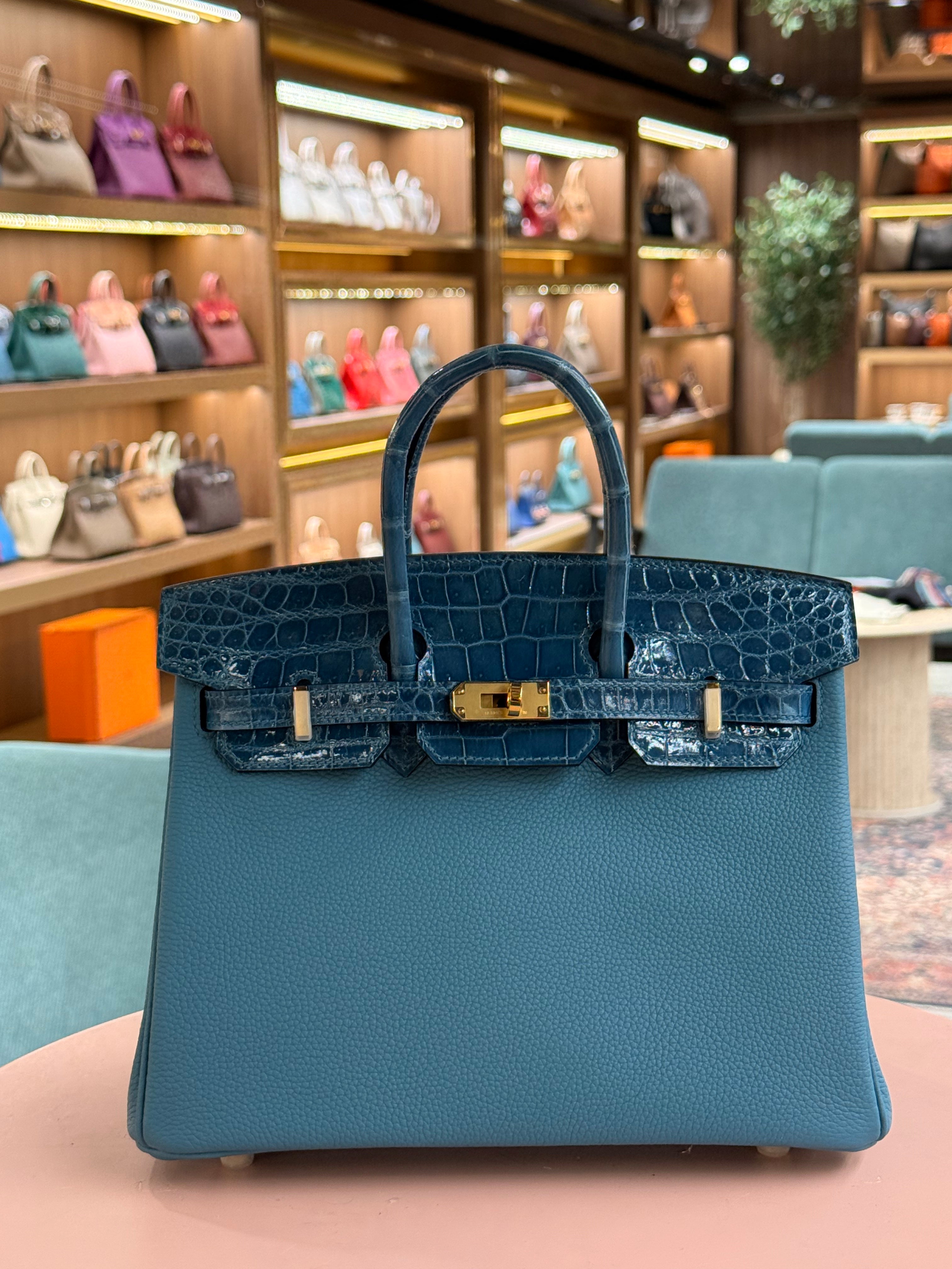 Hermes | Birkin Touch (25) – Togo – Bleu Brume – Gold Hardware