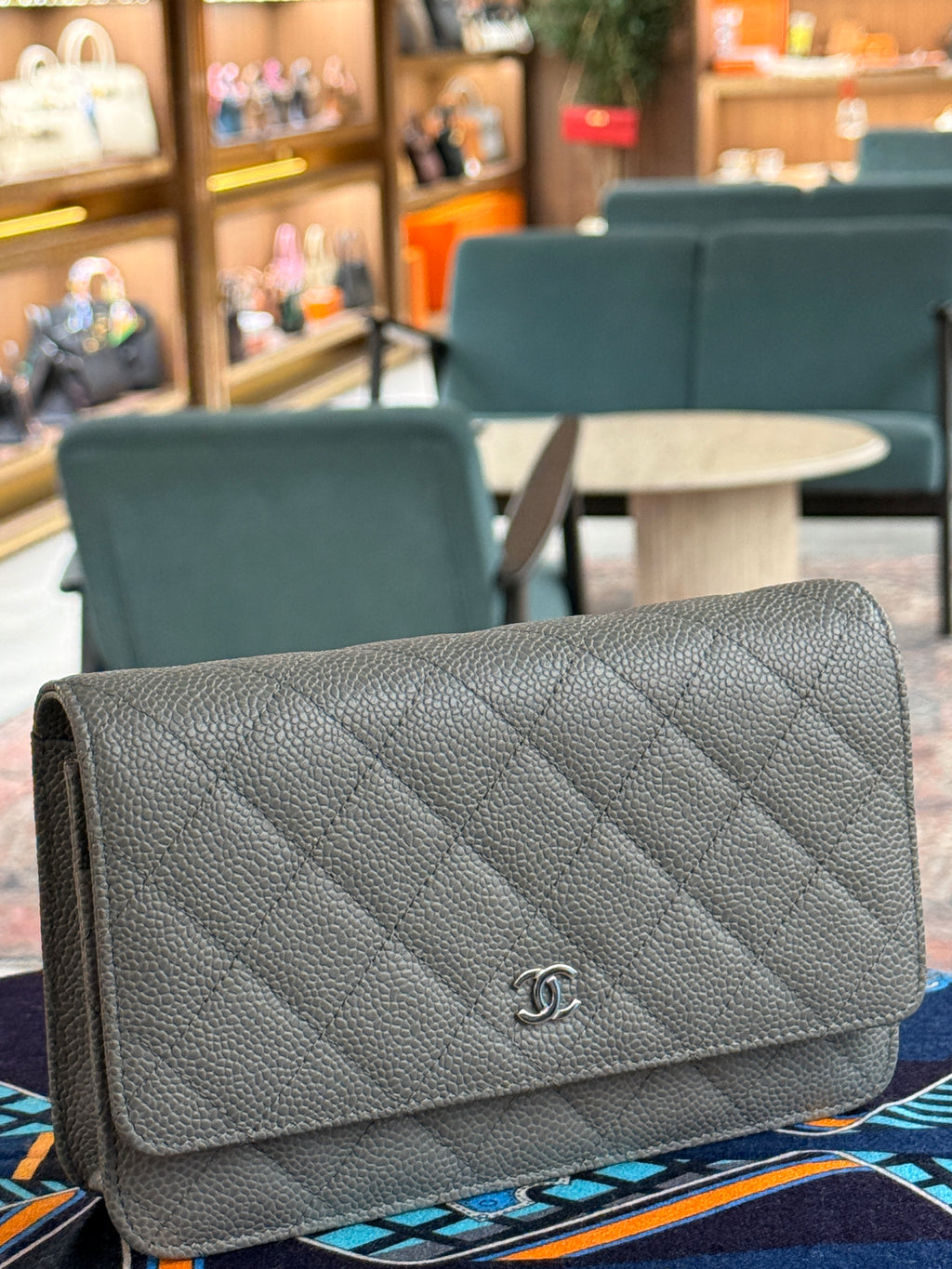 Chanel | Wallet on Chain (20) – Caviar – Grey – Gold Hardware