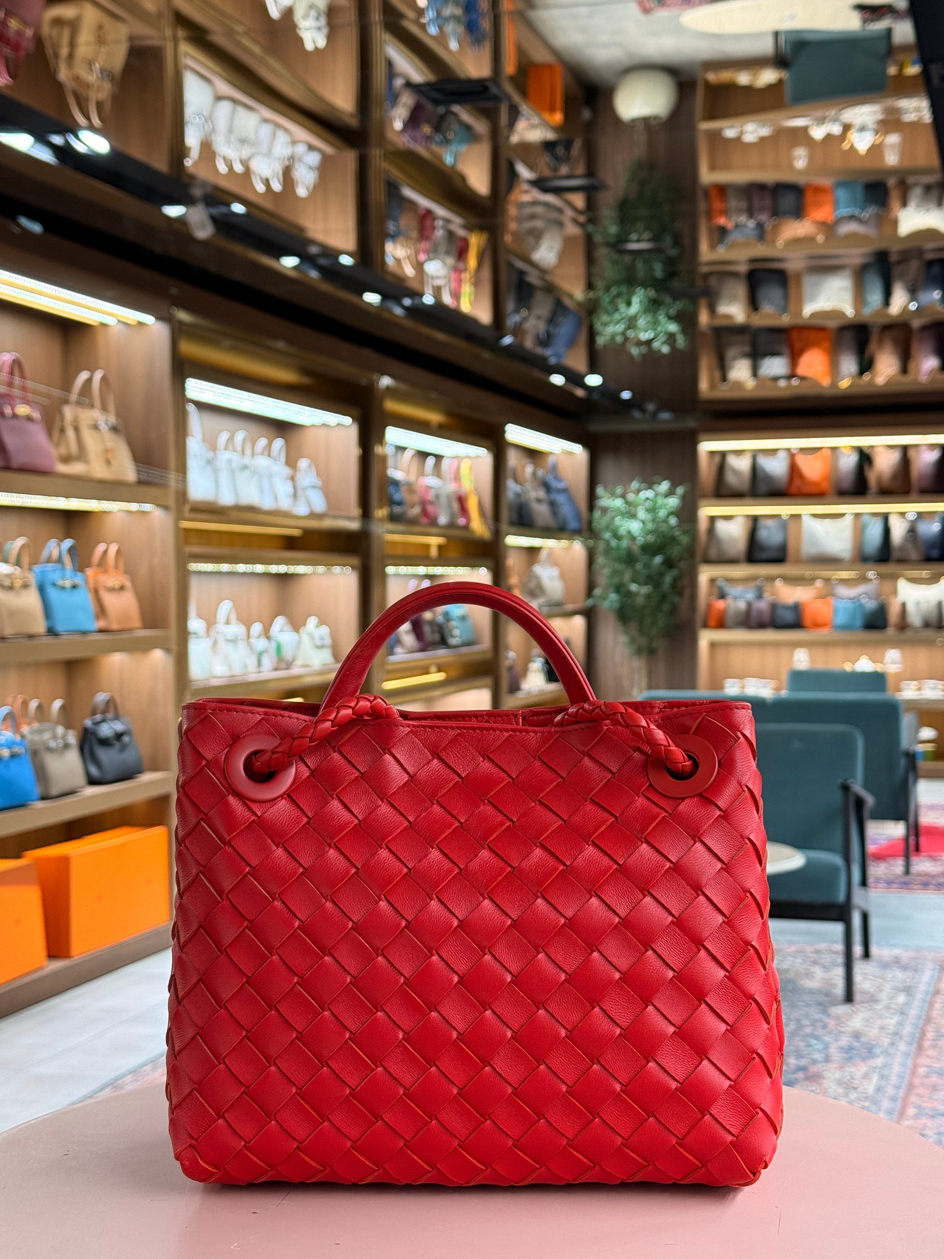 Bottega Veneta | Andiamo (Small) – Intrecciato – Red – Gold Hardware