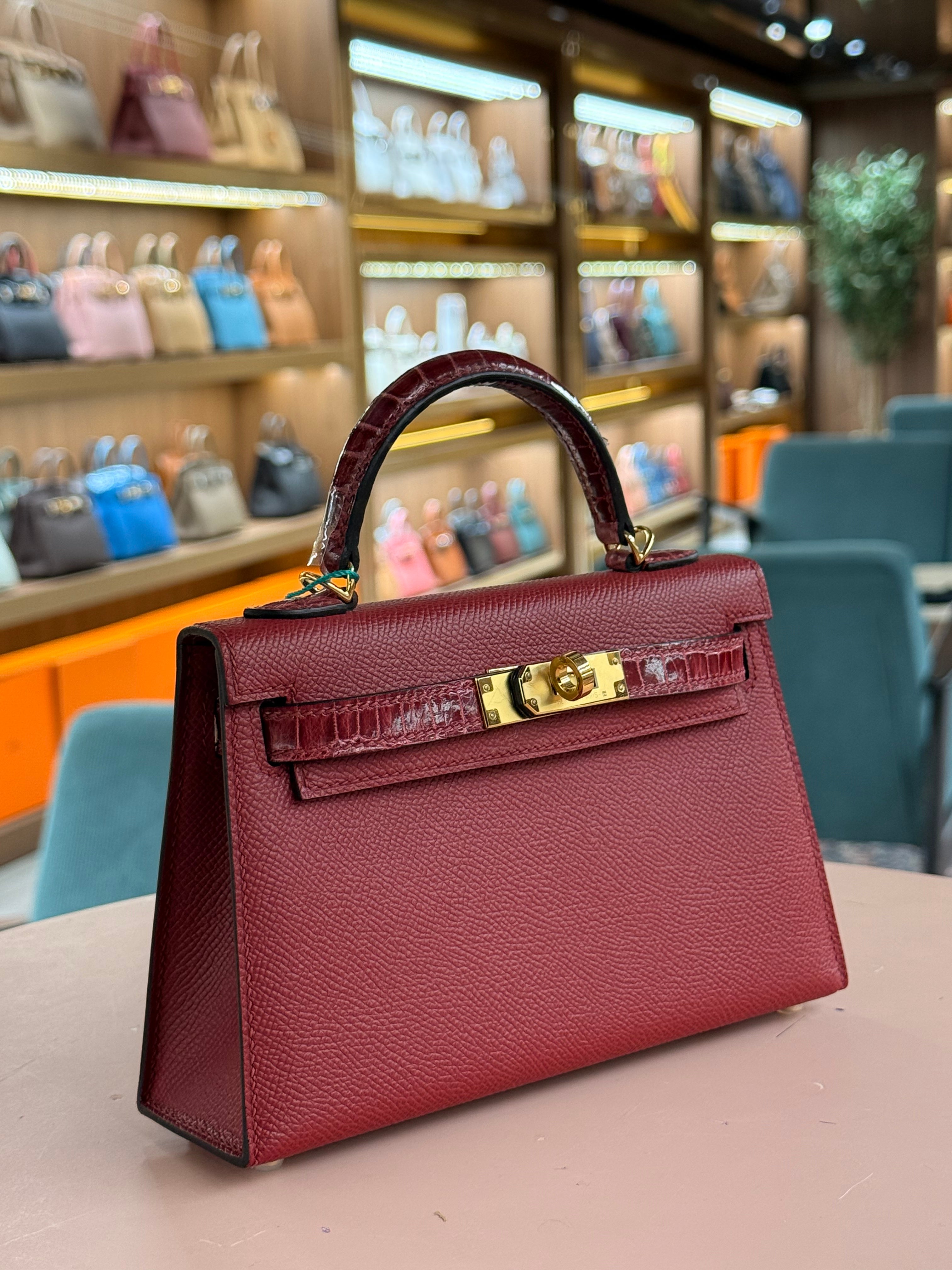 Hermes | Kelly (Mini) – Epsom – Rouge H – Gold Hardware