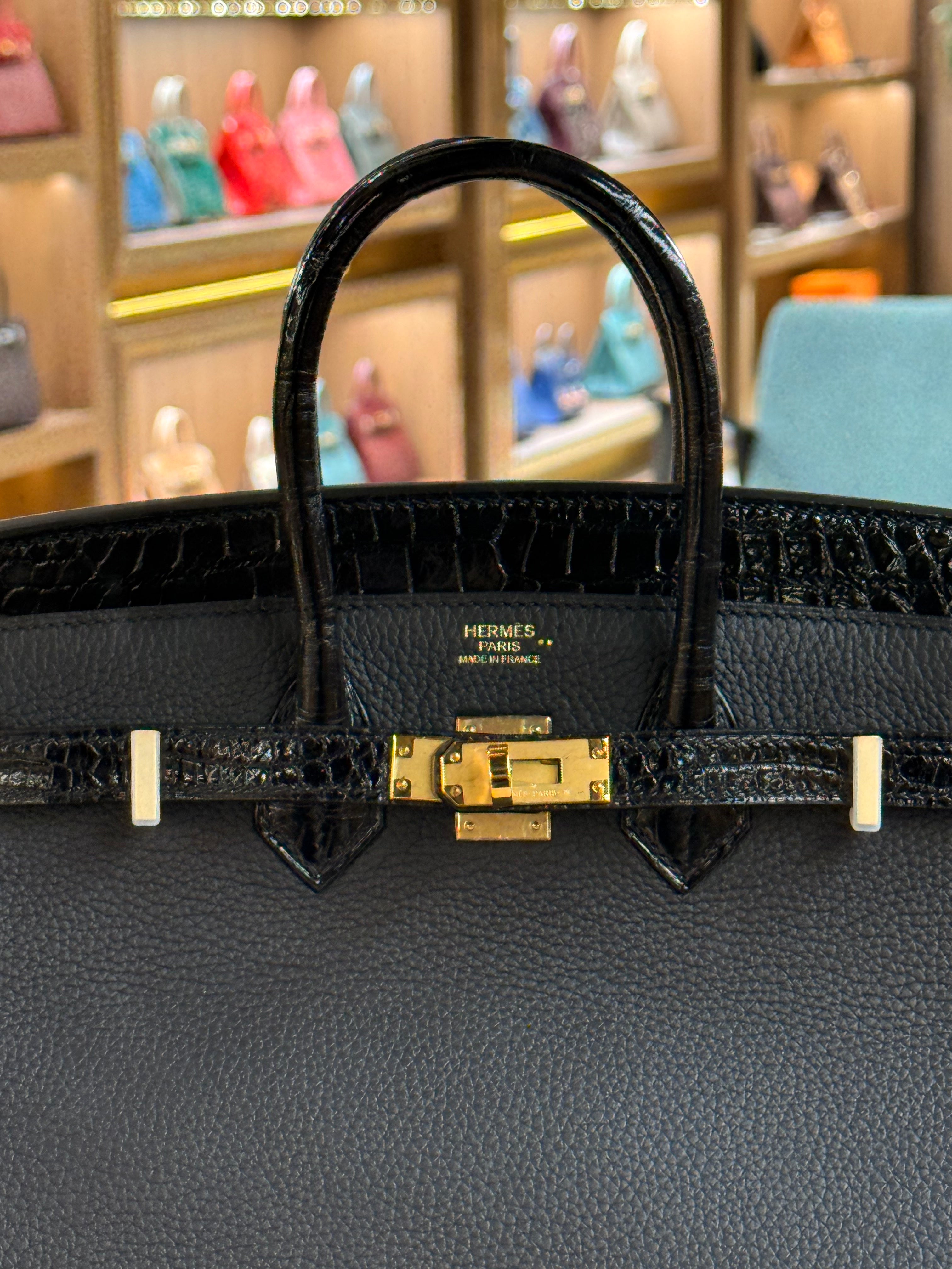 Hermes | Birkin Touch (25) – Togo – Black – Gold Hardware