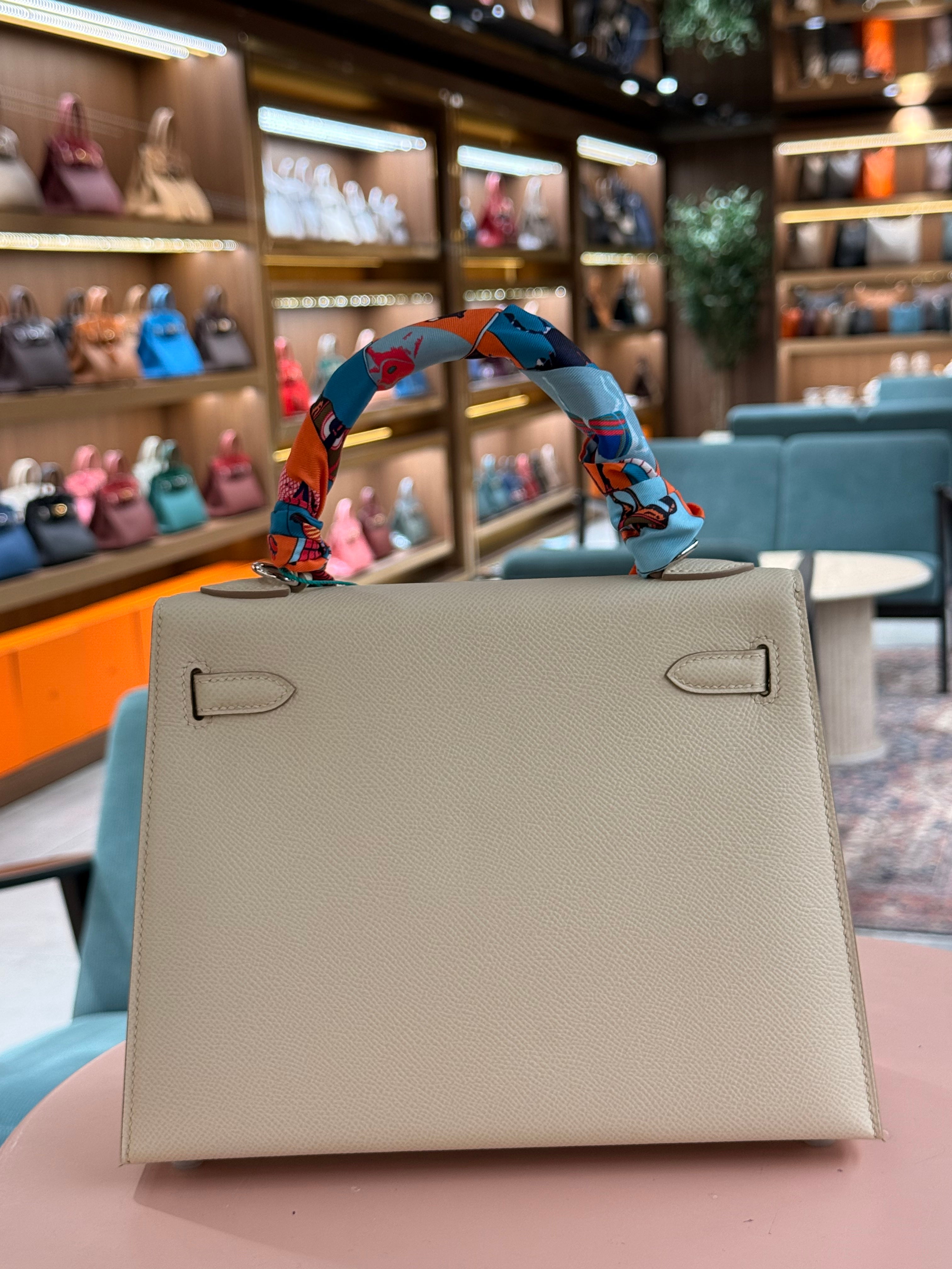 Hermes | Kelly (25) – Epsom – Cream – Palladium Hardware