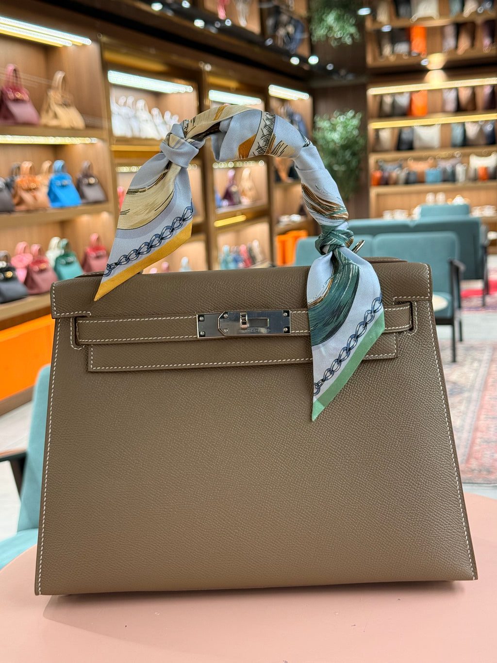 Hermes | Kelly (28) – Epsom – Etoupe – Palladium Hardware