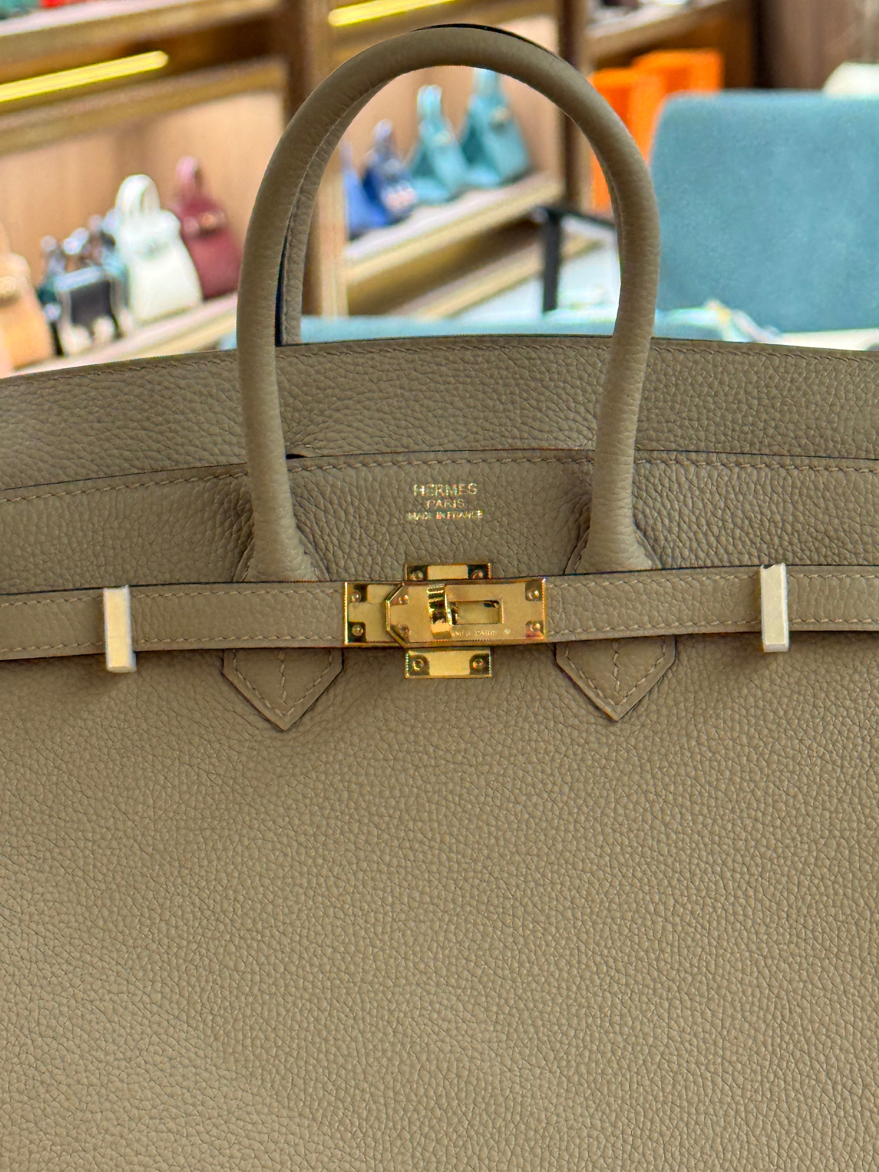 Hermes | Birkin (25) – Togo – Etoupe – Gold Hardware