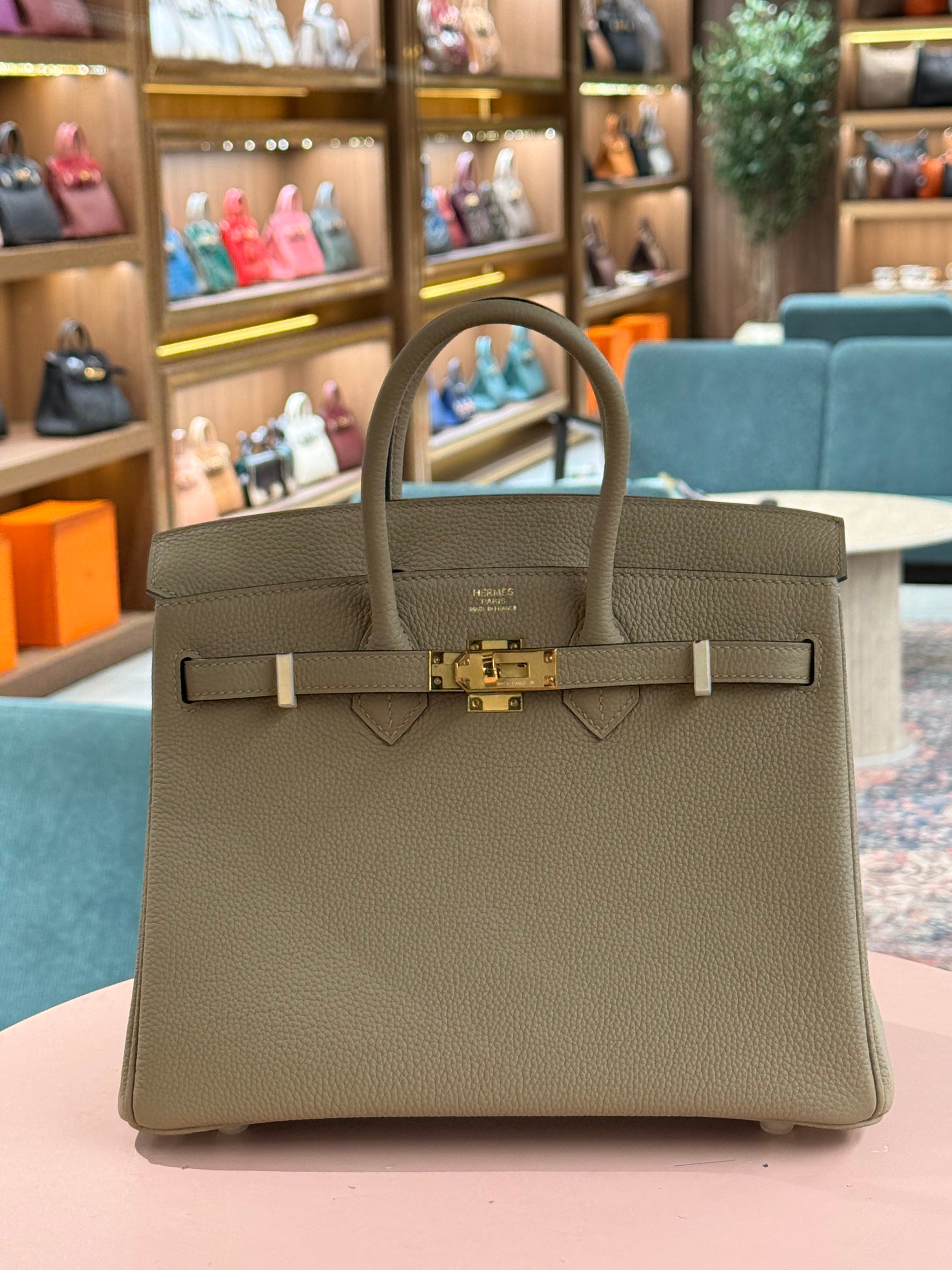 Hermes | Birkin (25) – Togo – Etoupe – Gold Hardware