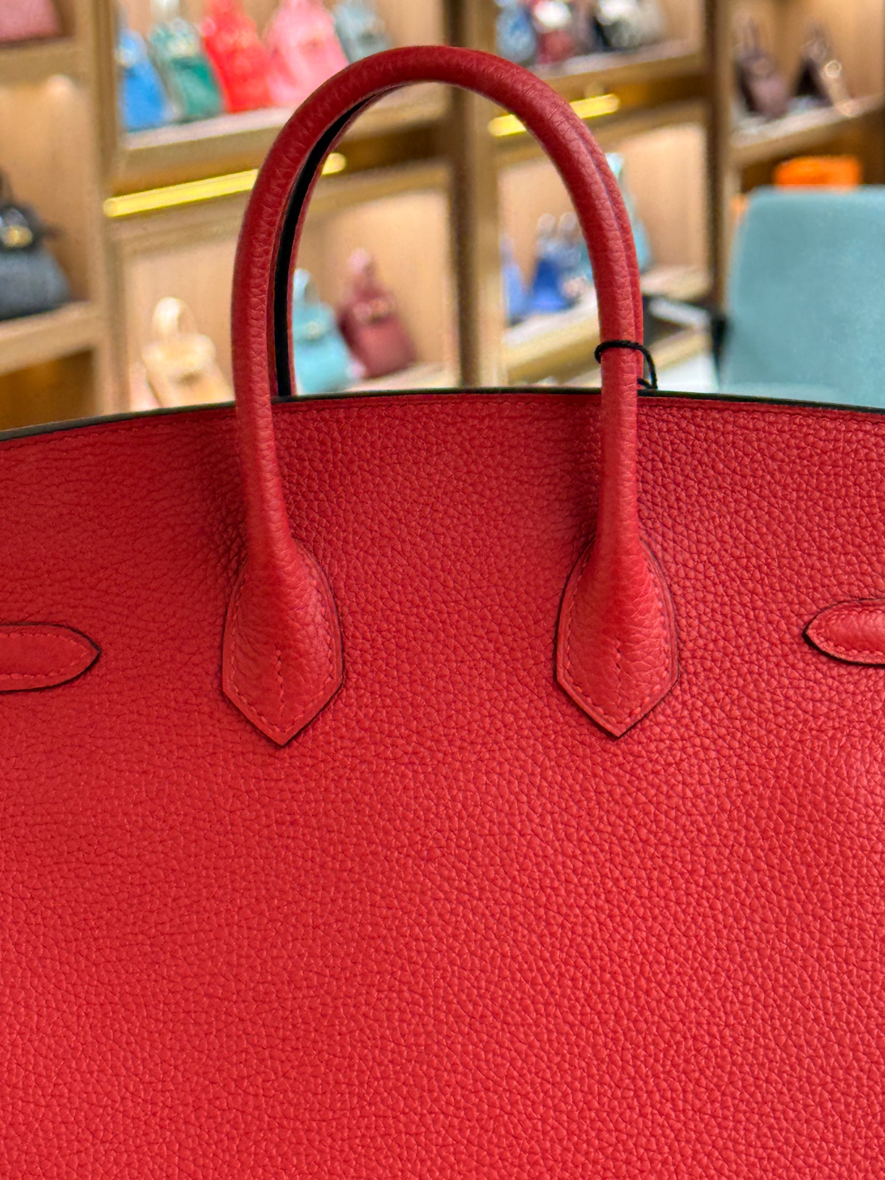 Hermes | Birkin (25) – Togo – Rouge H – Gold Hardware