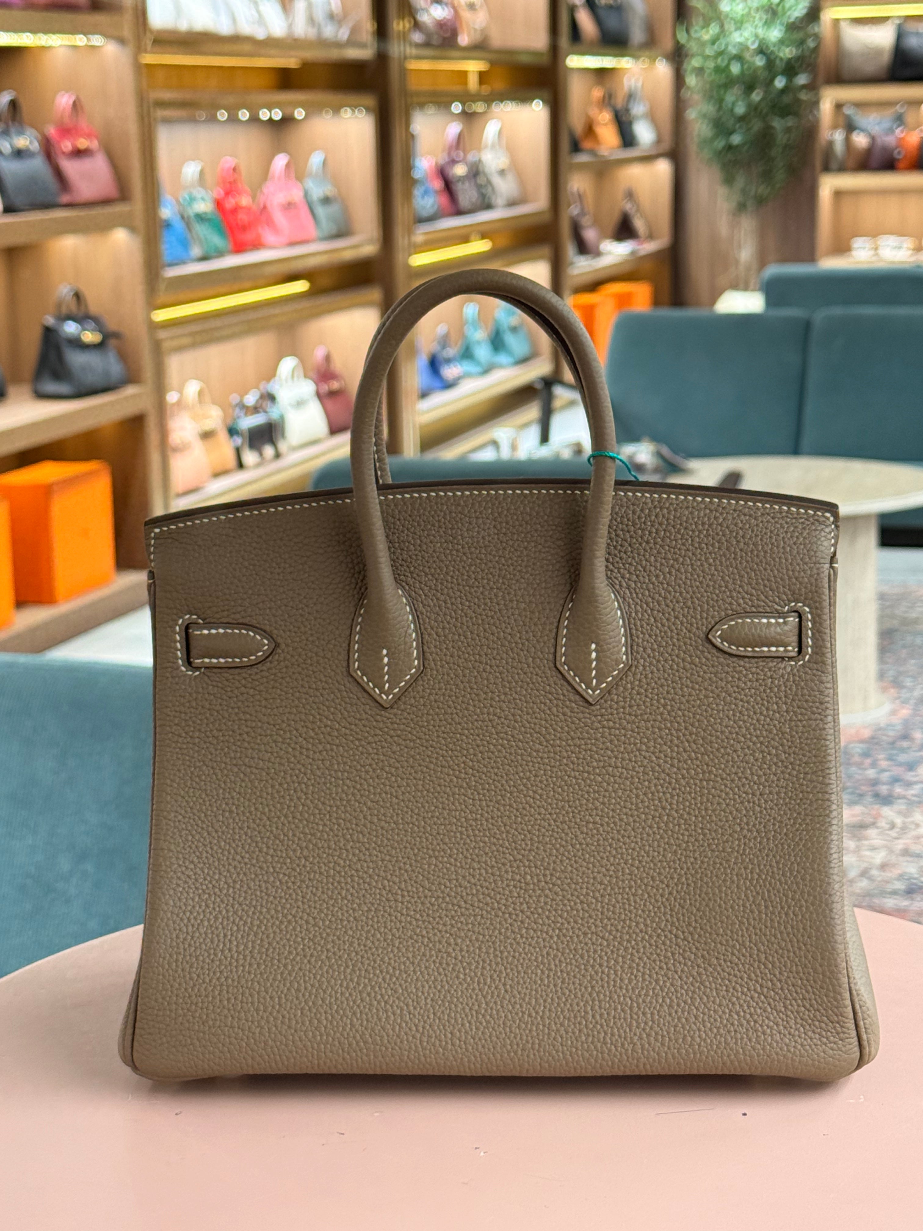 Hermes | Birkin (25) – Togo – Etoupe – Gold Hardware