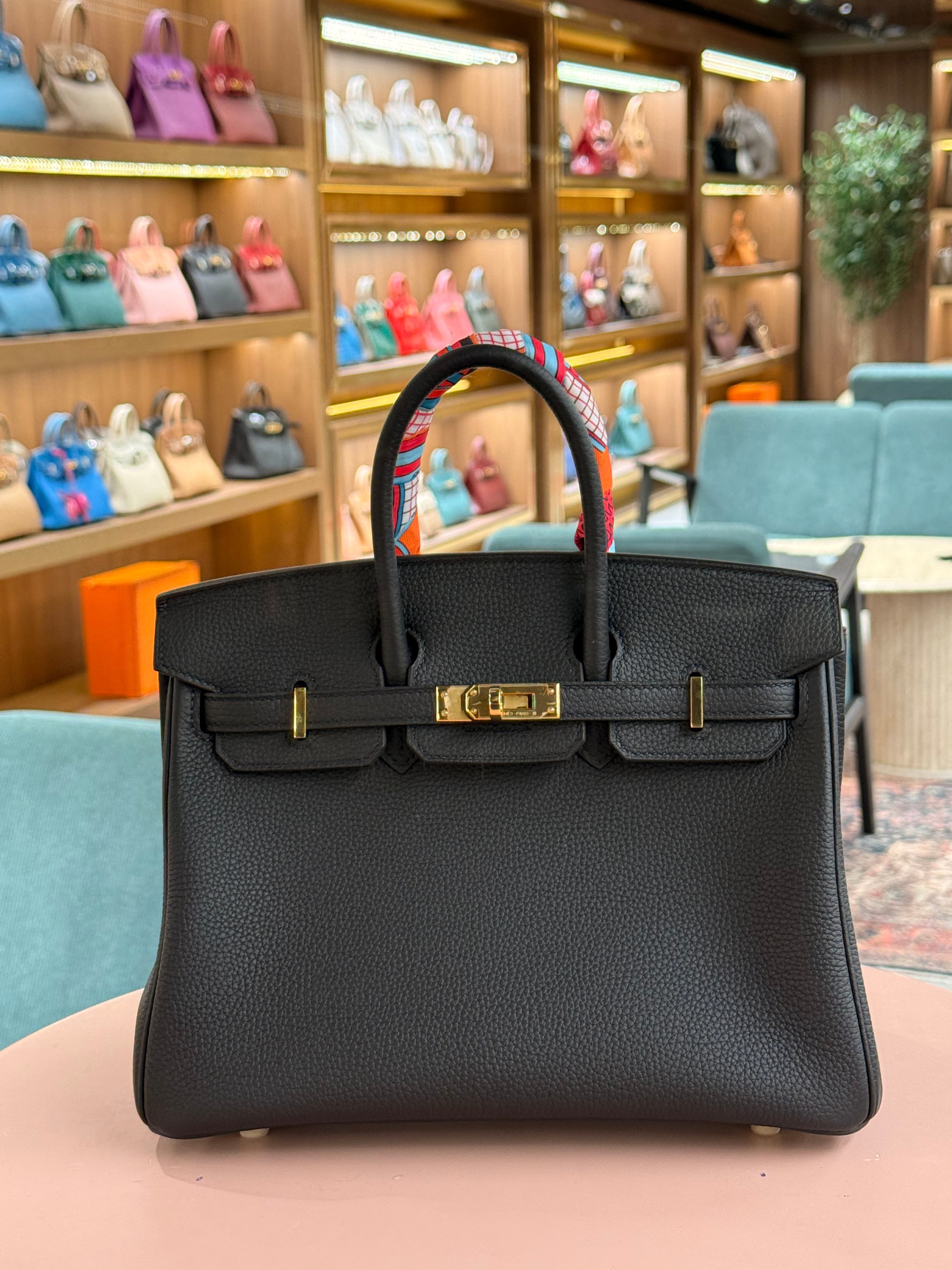Hermes | Birkin (25) – Togo – Black – Gold Hardware