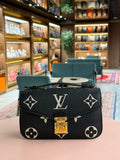Louis Vuitton | Pochette Métis (East-West) – Canvas – Black/White – Gold Hardware