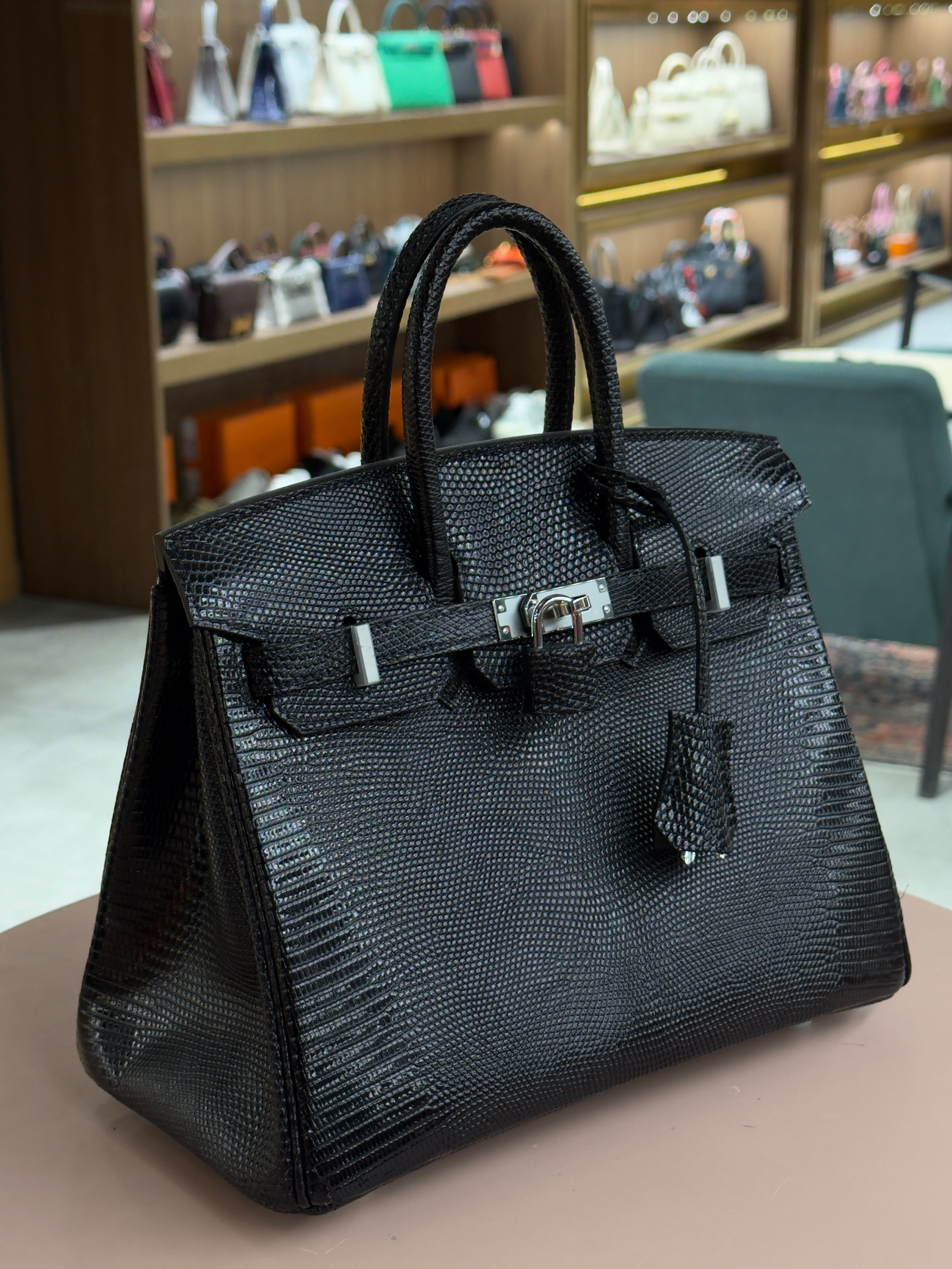 Hermes | Birkin (25) – Lizard – Black – Palladium Hardware