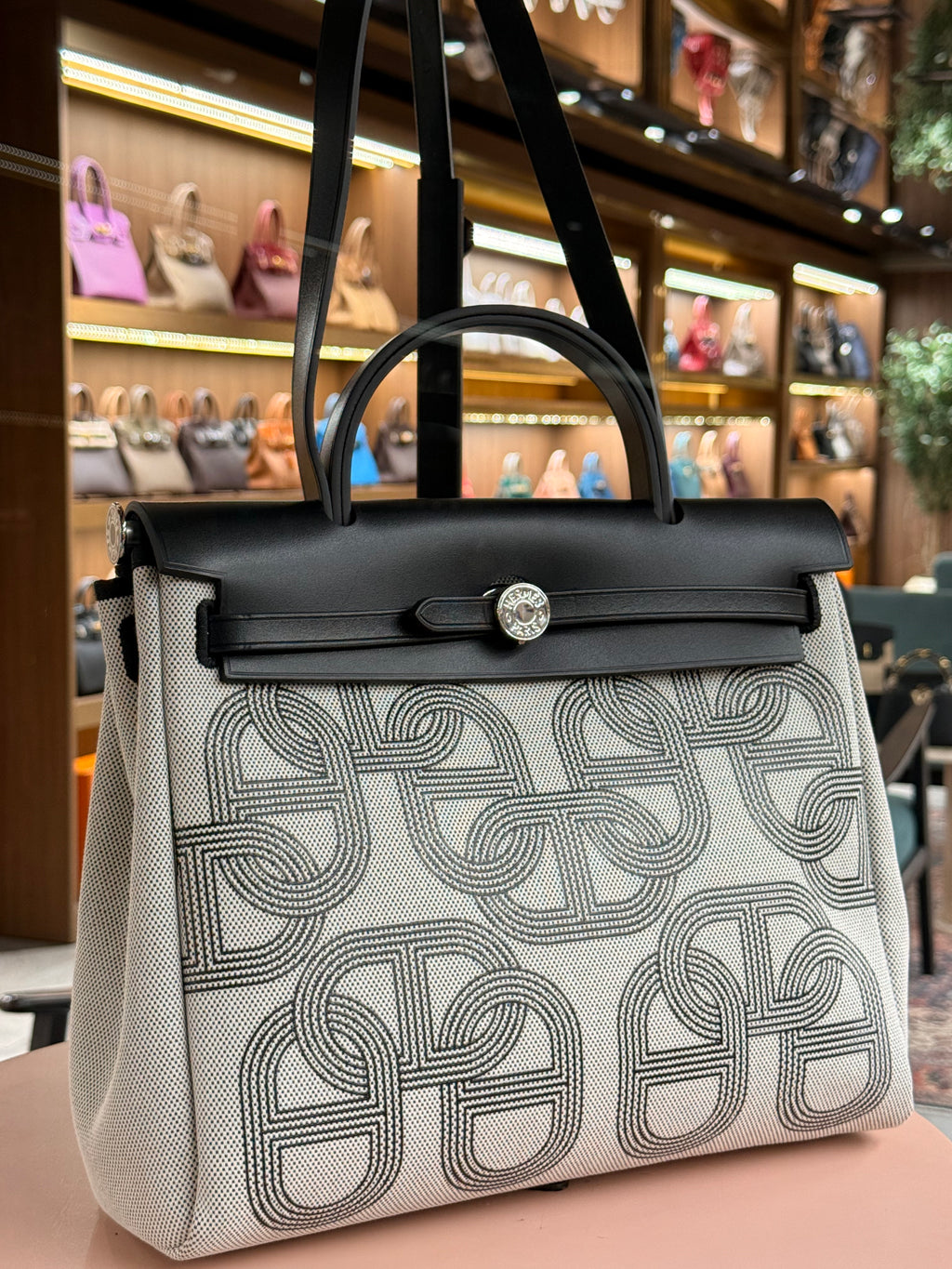 Hermes | Herbag Zip (31) – Canvas – White/Black – Silver Hardware