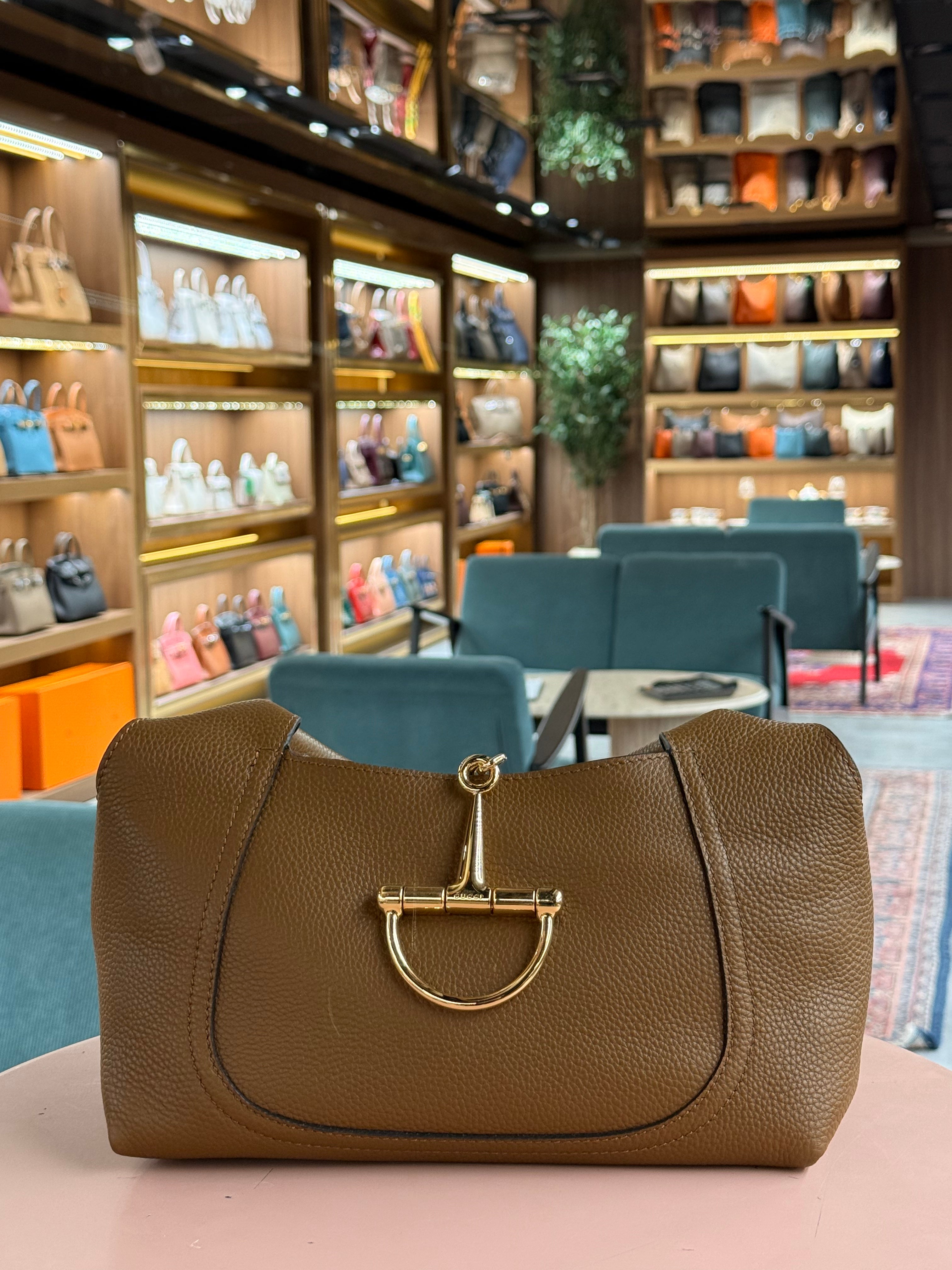 Gucci | Softbit Maxi Shoulder Bag – Leather – Brown – Gold Hardware