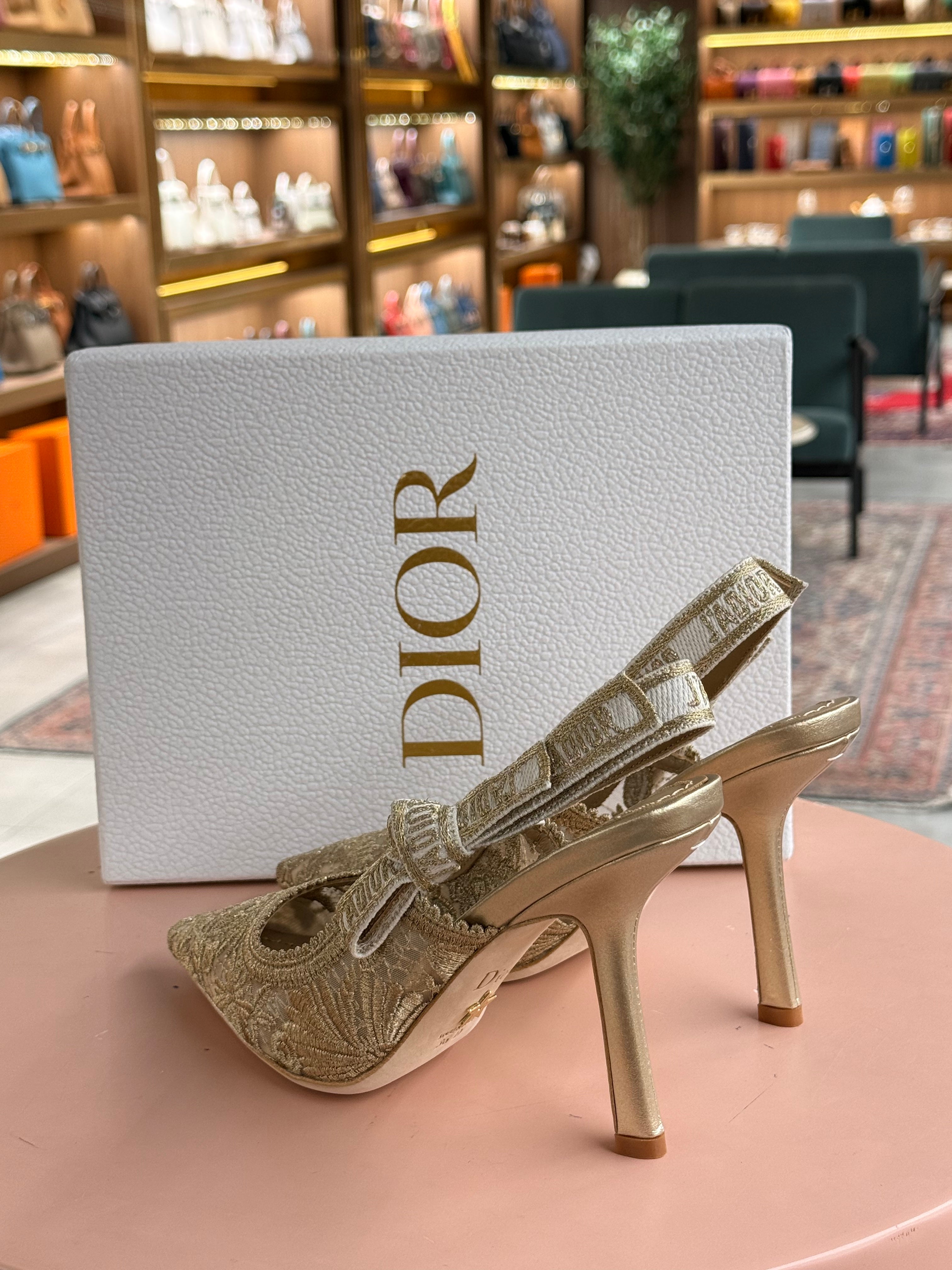 Dior | J'Adior Pump – Lace – Gold – Gold Hardware