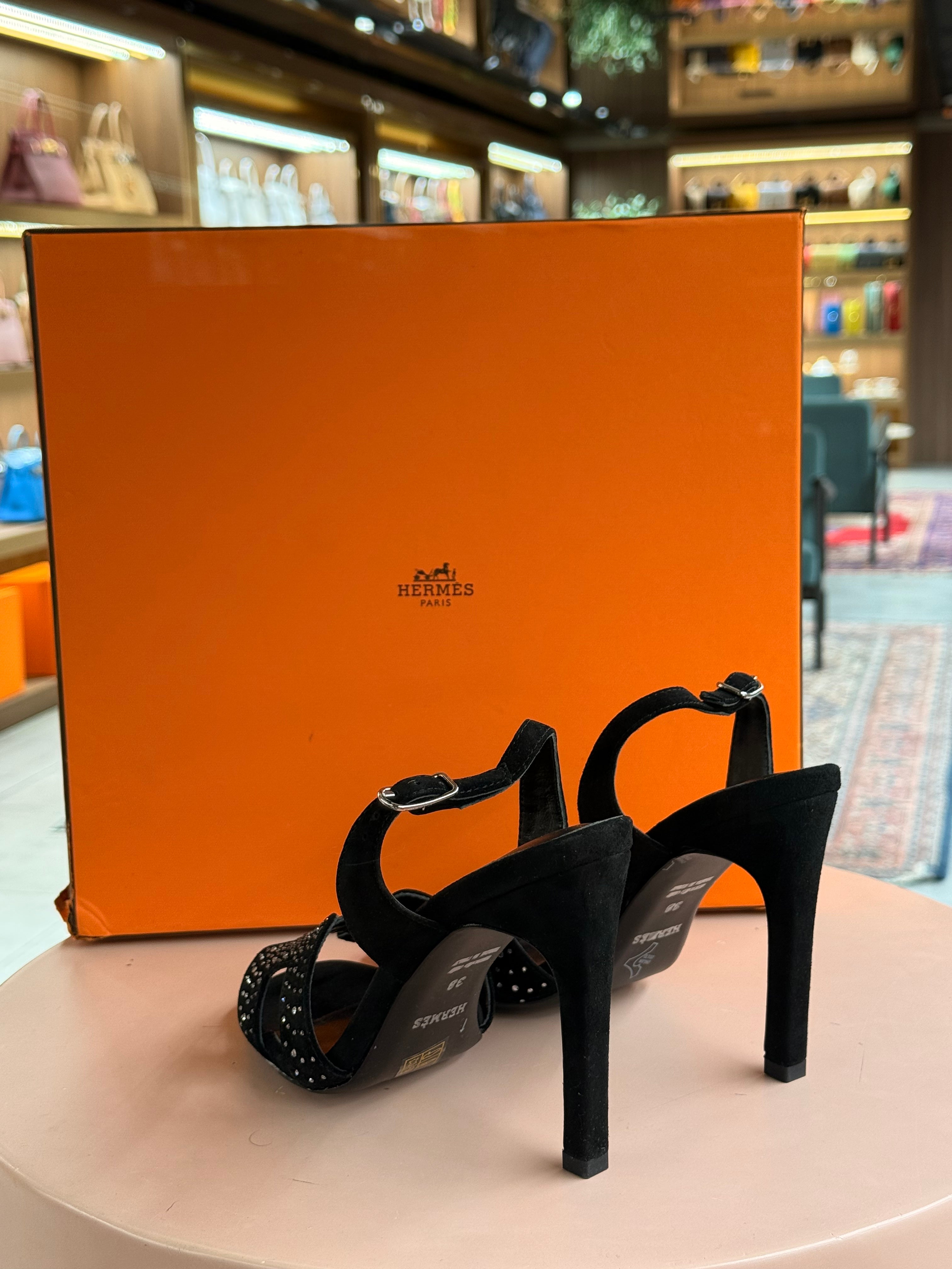 Hermes | Ella-105-Sandal – Suede – Black – Silver Hardware