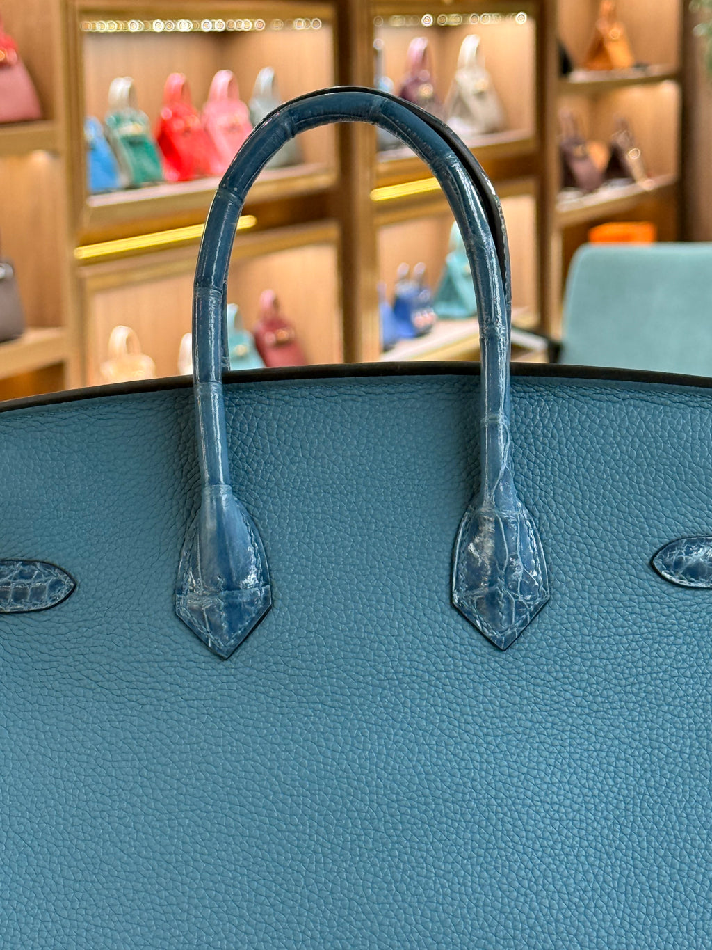 Hermes | Birkin Touch (25) – Togo – Bleu Brume – Gold Hardware