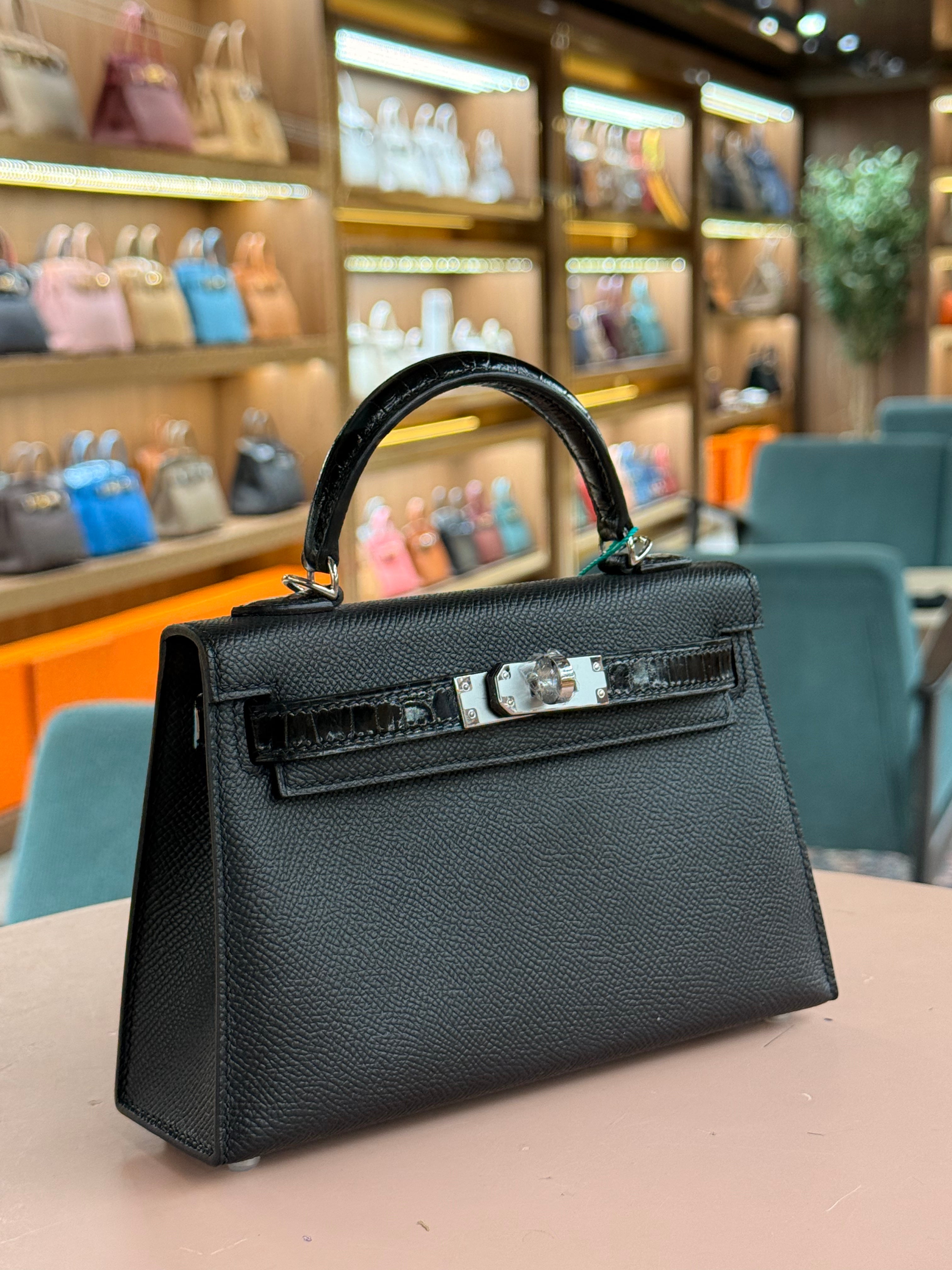 Hermes | Kelly (Mini) – Epsom – Black – Silver Hardware
