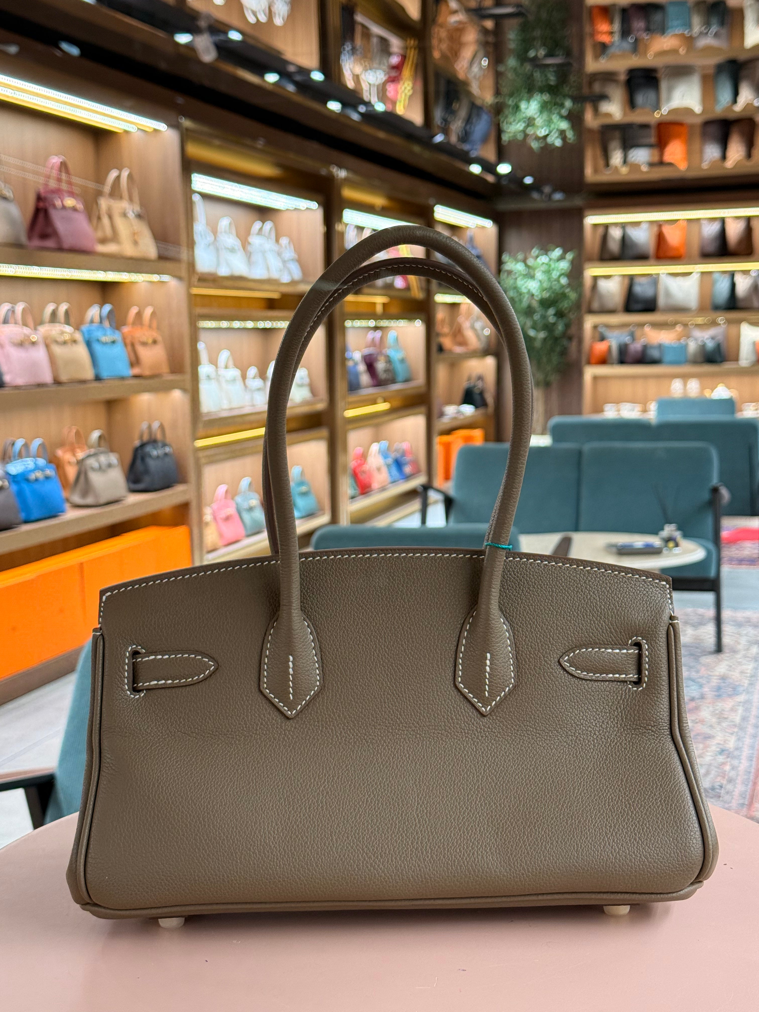 Hermes | Birkin (30) – Togo – Etoupe – Gold Hardware