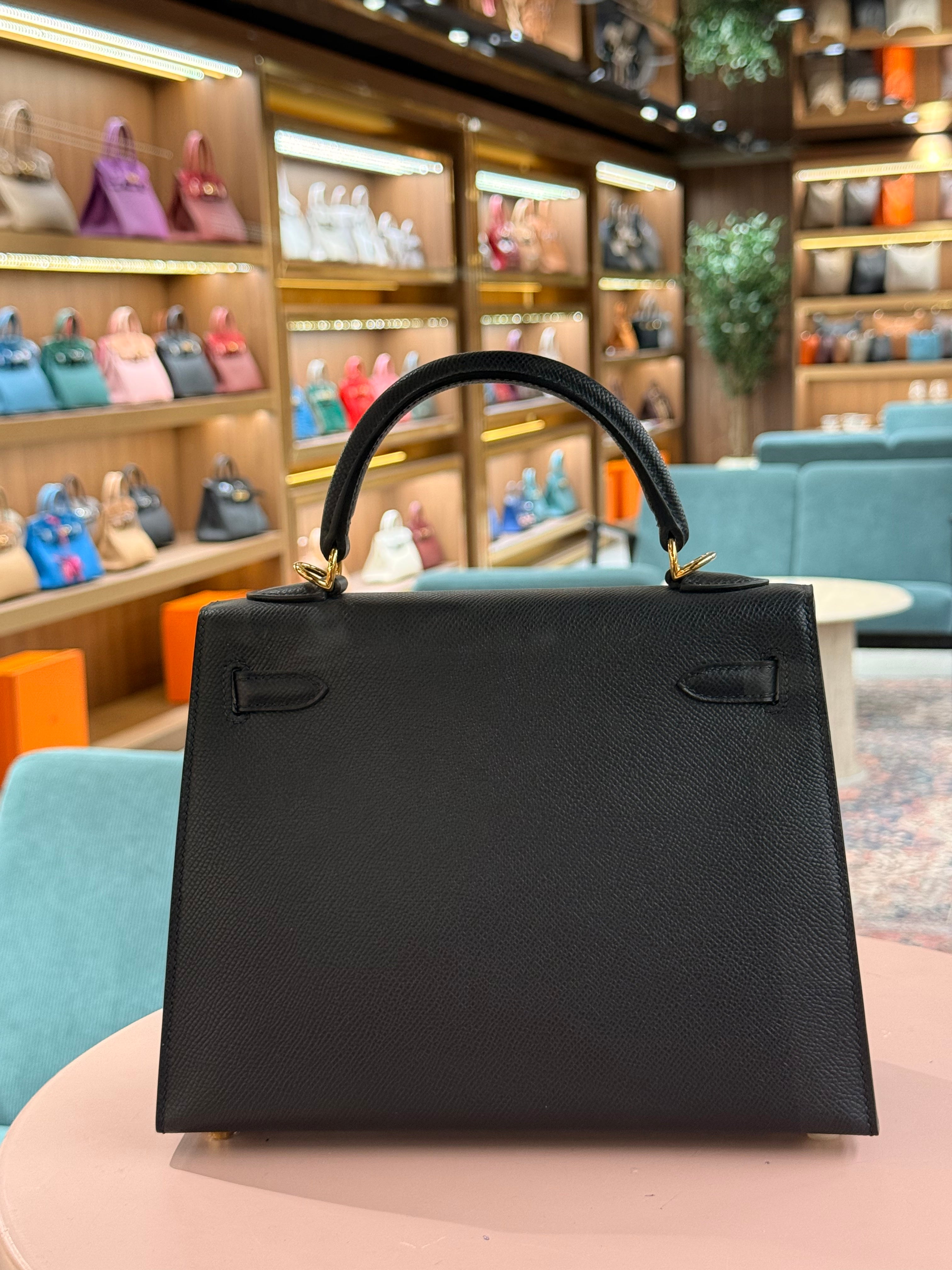Hermes | Kelly (25) – Epsom – Black – Gold Hardware