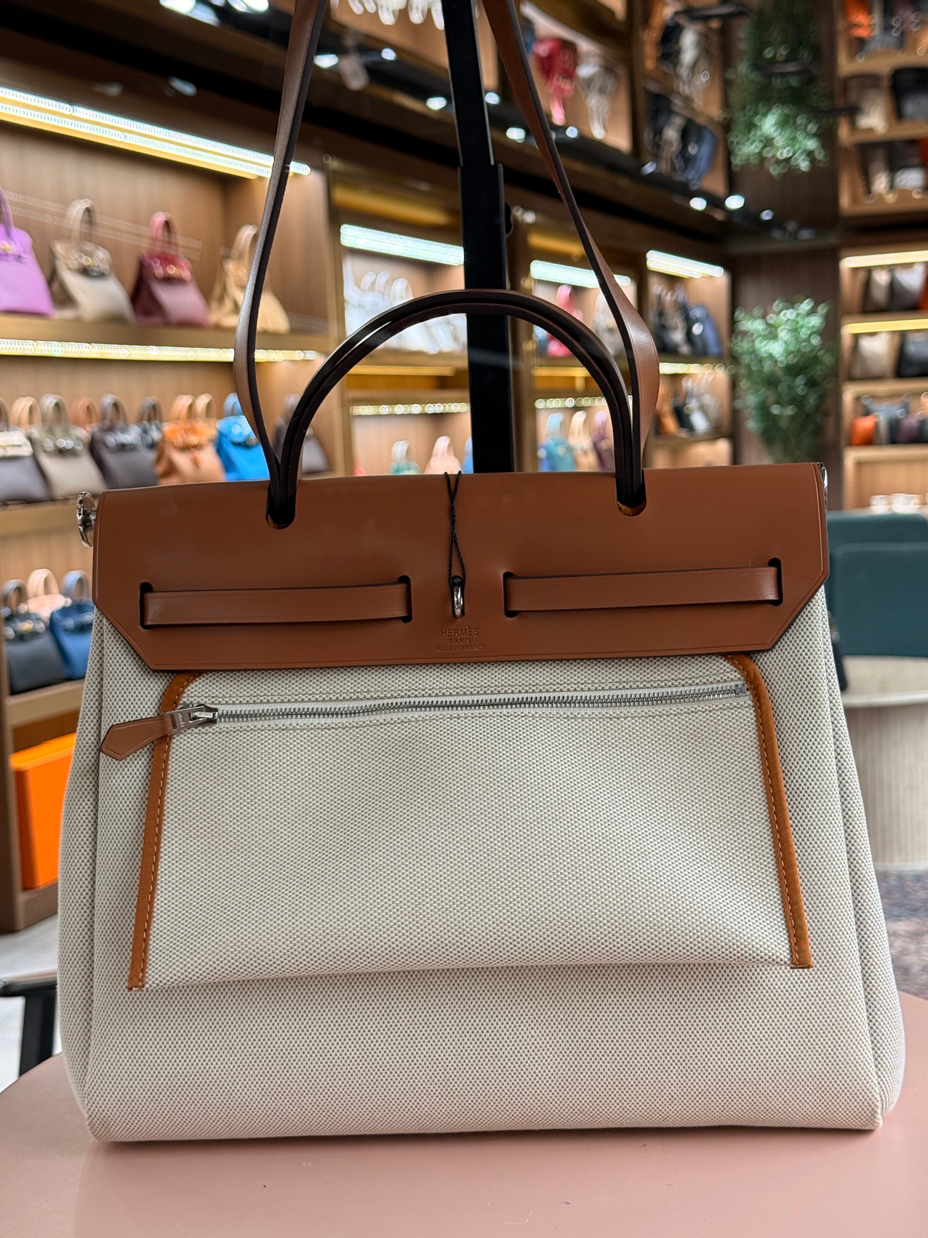 Hermes | Herbag Zip (31) – Canvas – Beige – Silver Hardware
